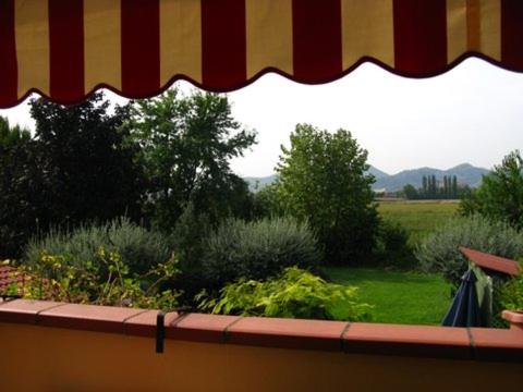 Double Room with Balcony - Photo 3