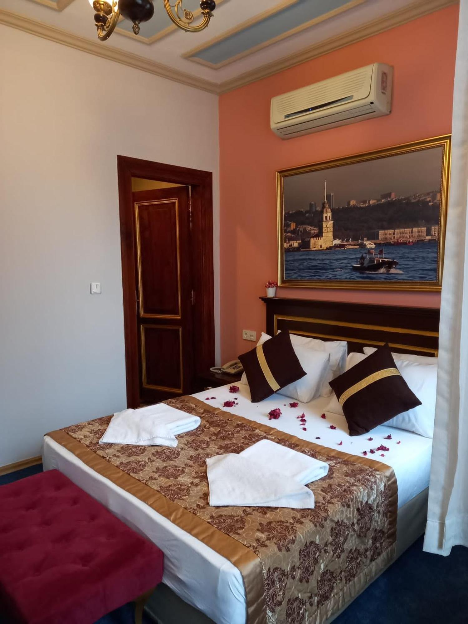 Standard Double Room photo 3