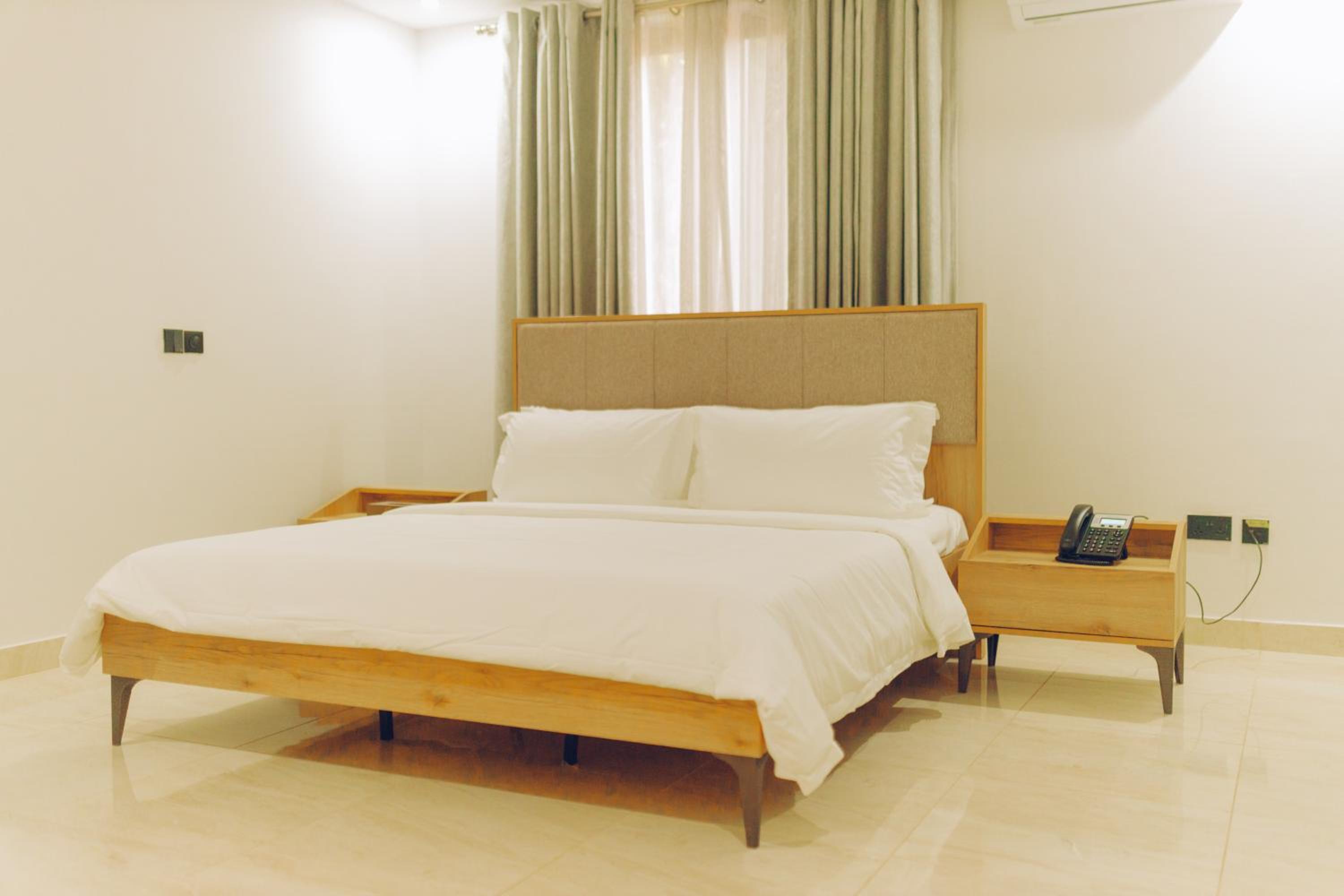One-Bedroom Premier Apartment