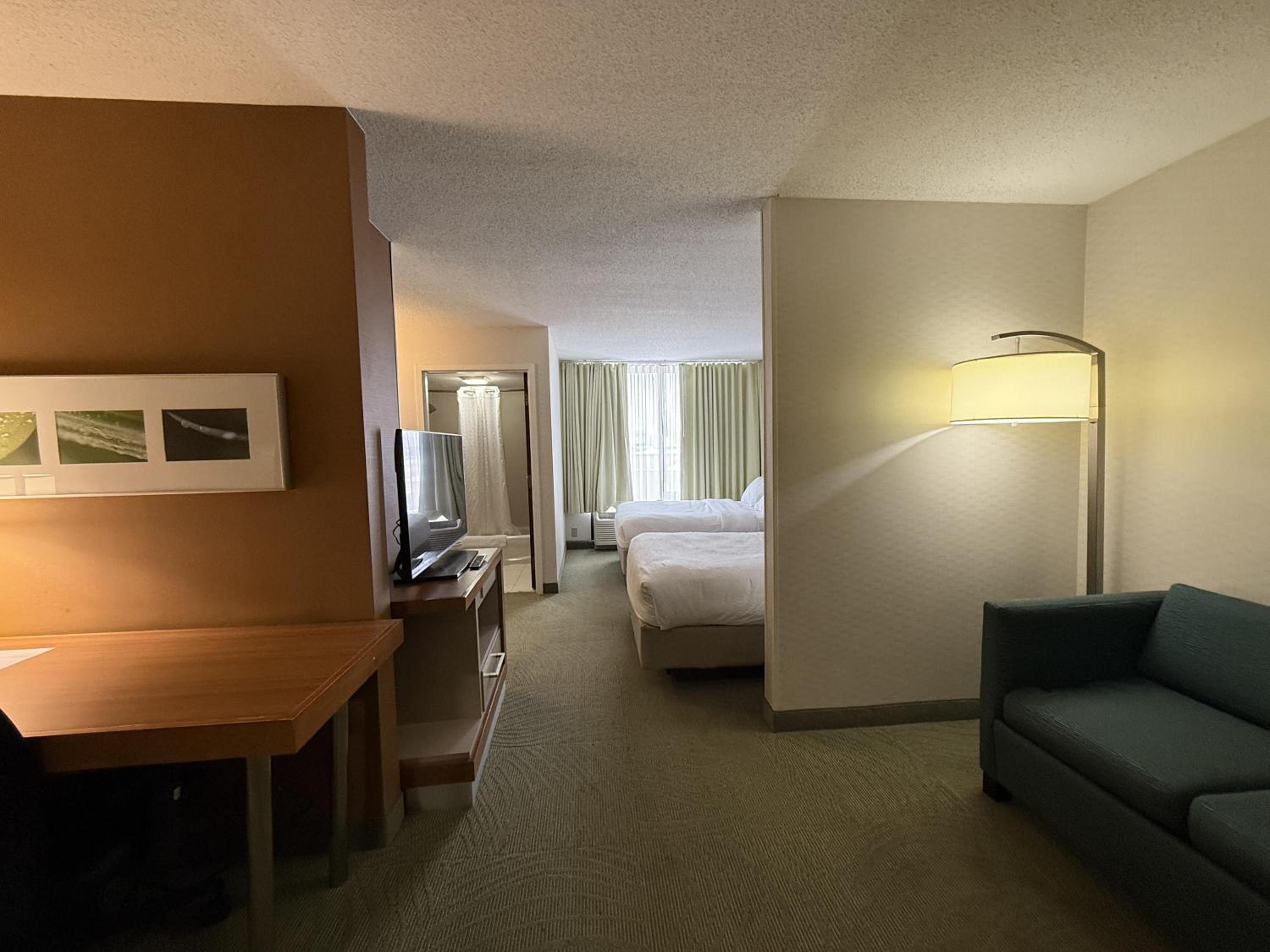Double Room with Two Double Beds, Sofa Bed and Wet Bar - Non-Smoking - Photo 2