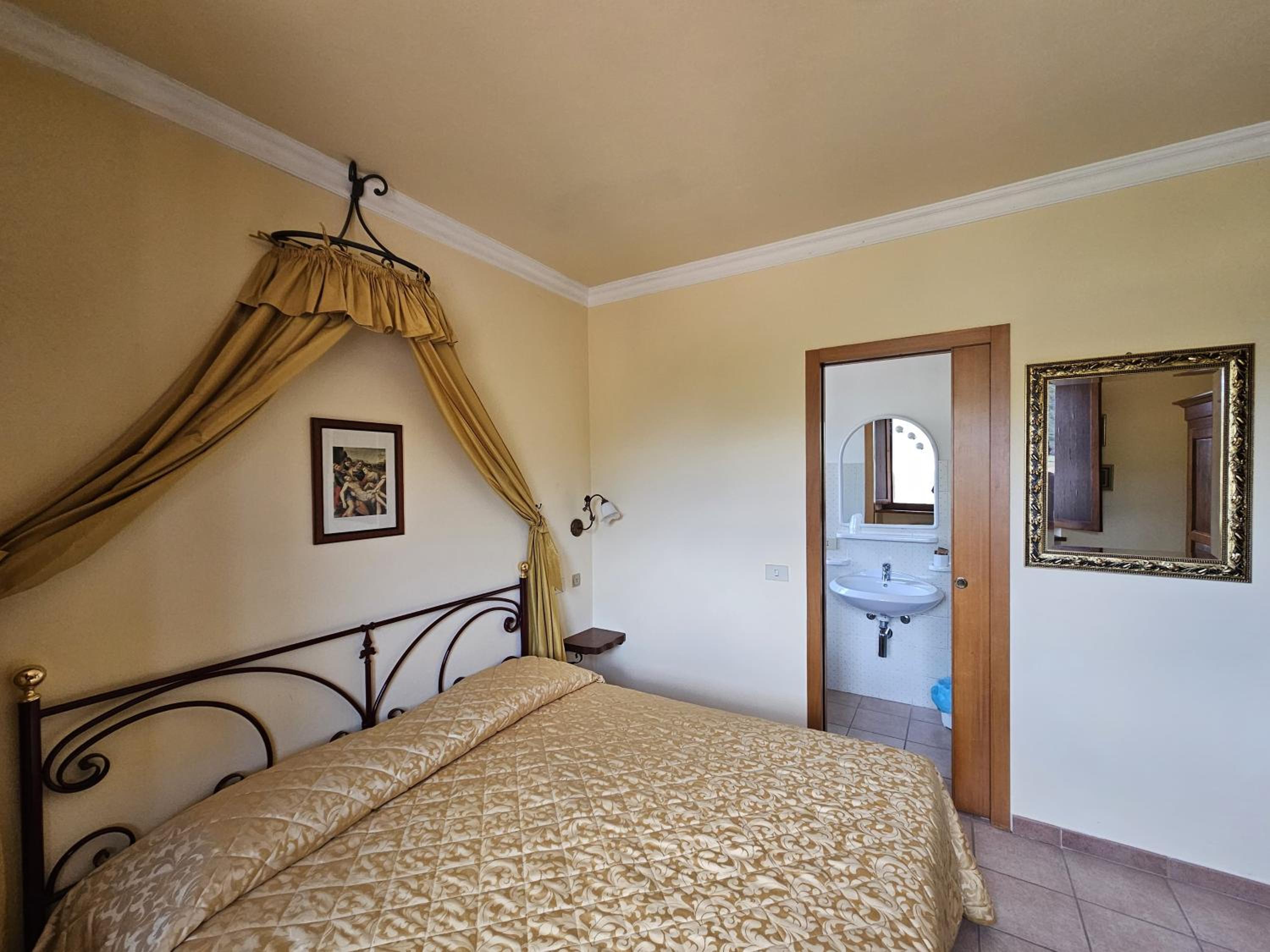 Standard Suite