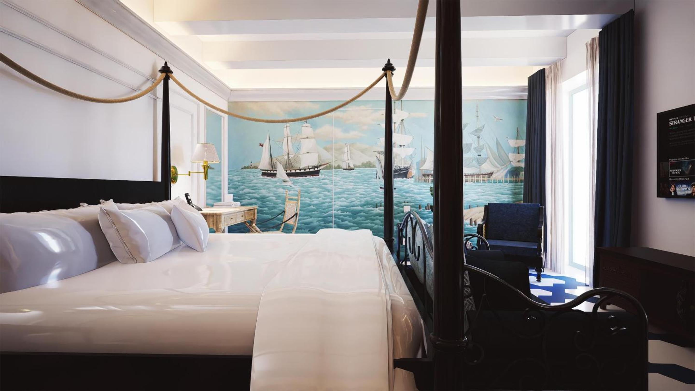 Deluxe King Room - Non-Smoking