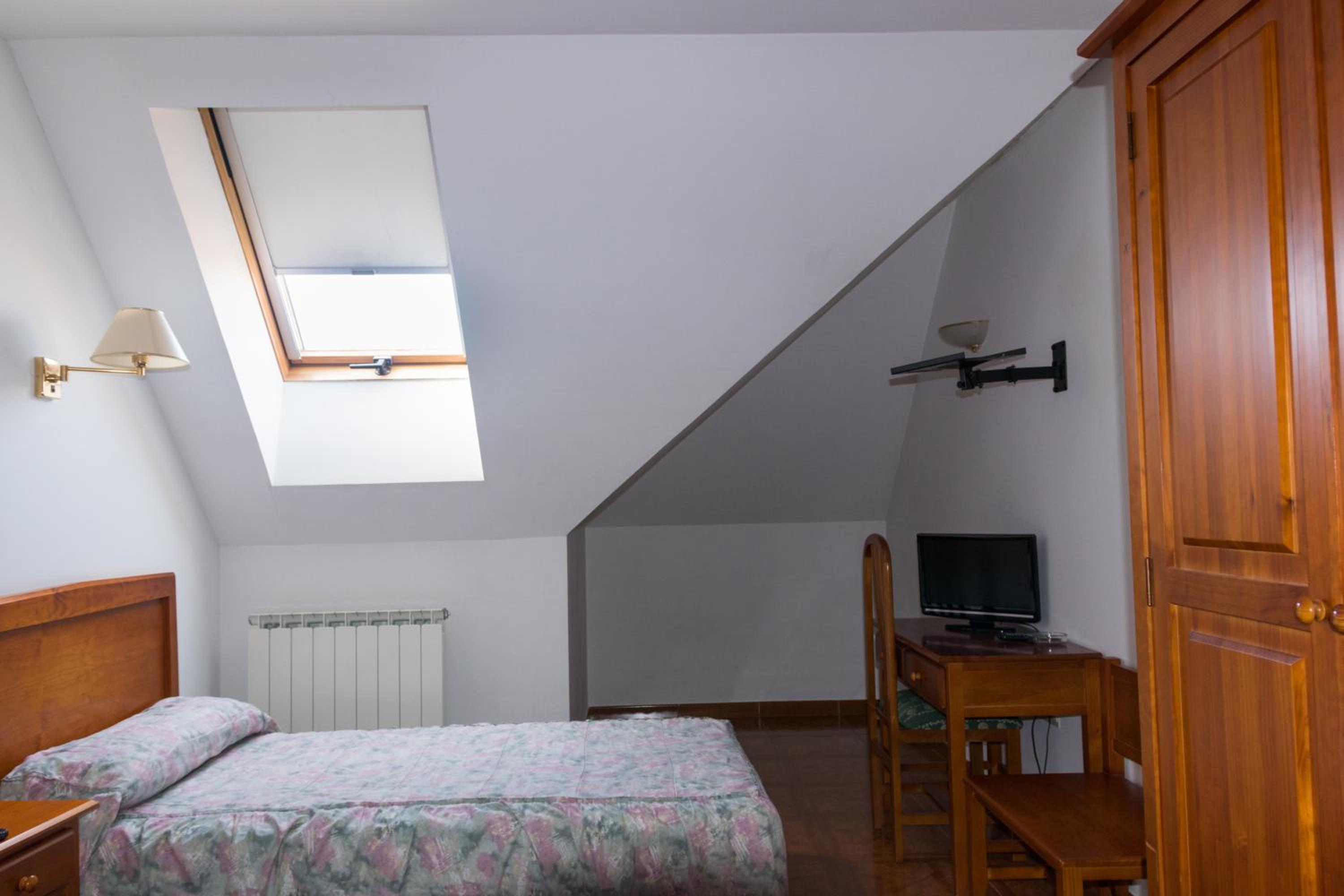 Triple Room - Photo 1