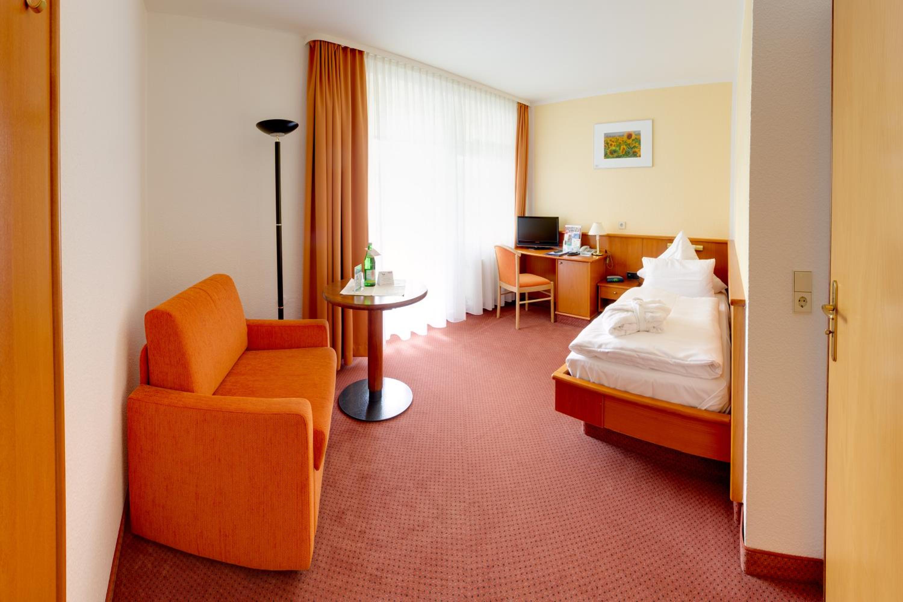Single Room photo 1