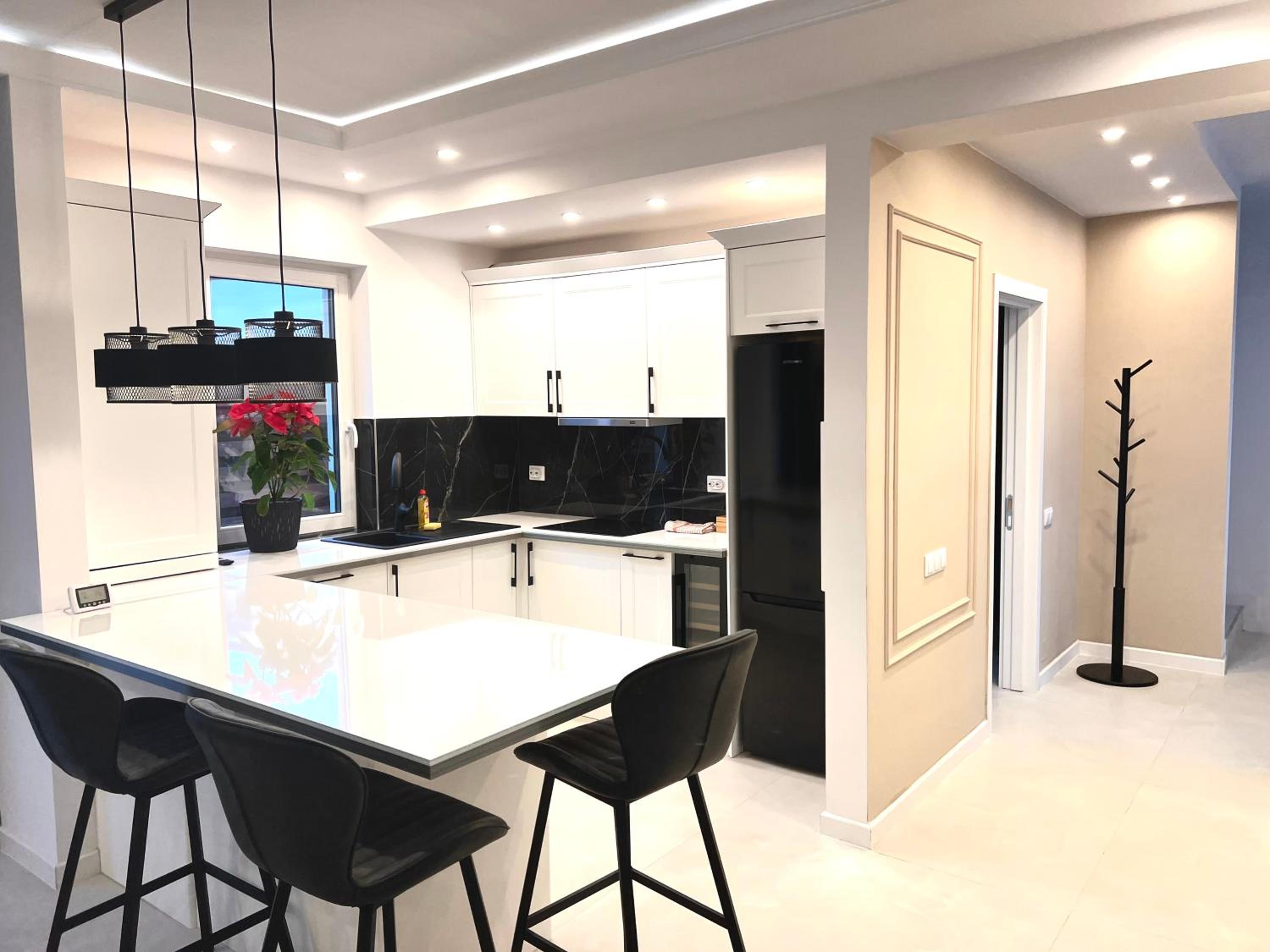 Three-Bedroom Villa photo 1