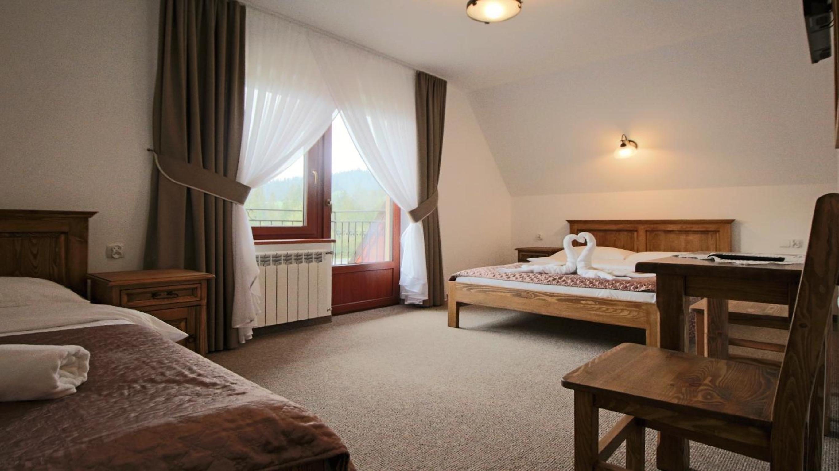 Deluxe Triple Room photo 3