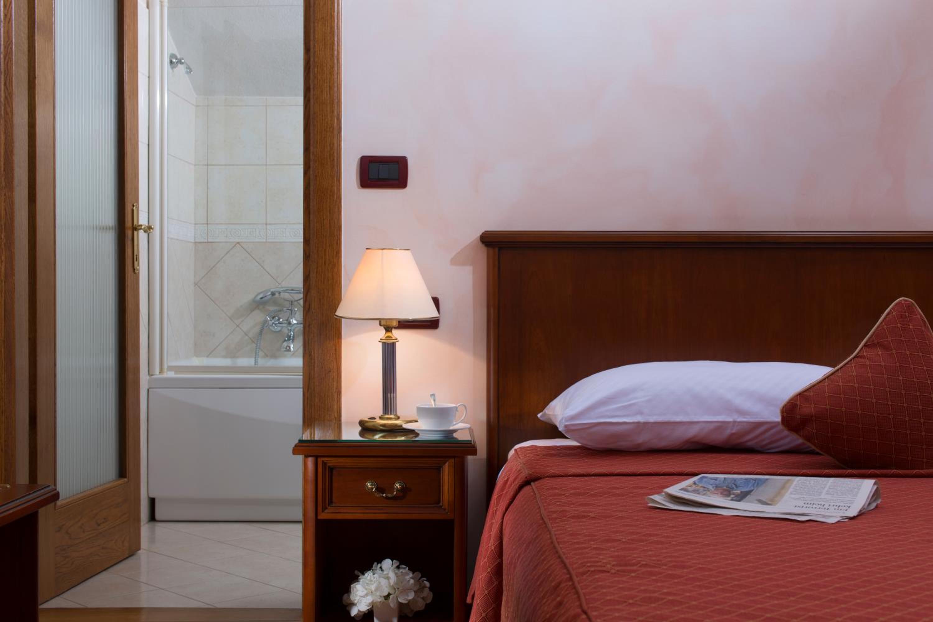 Superior Double Room - Photo 2