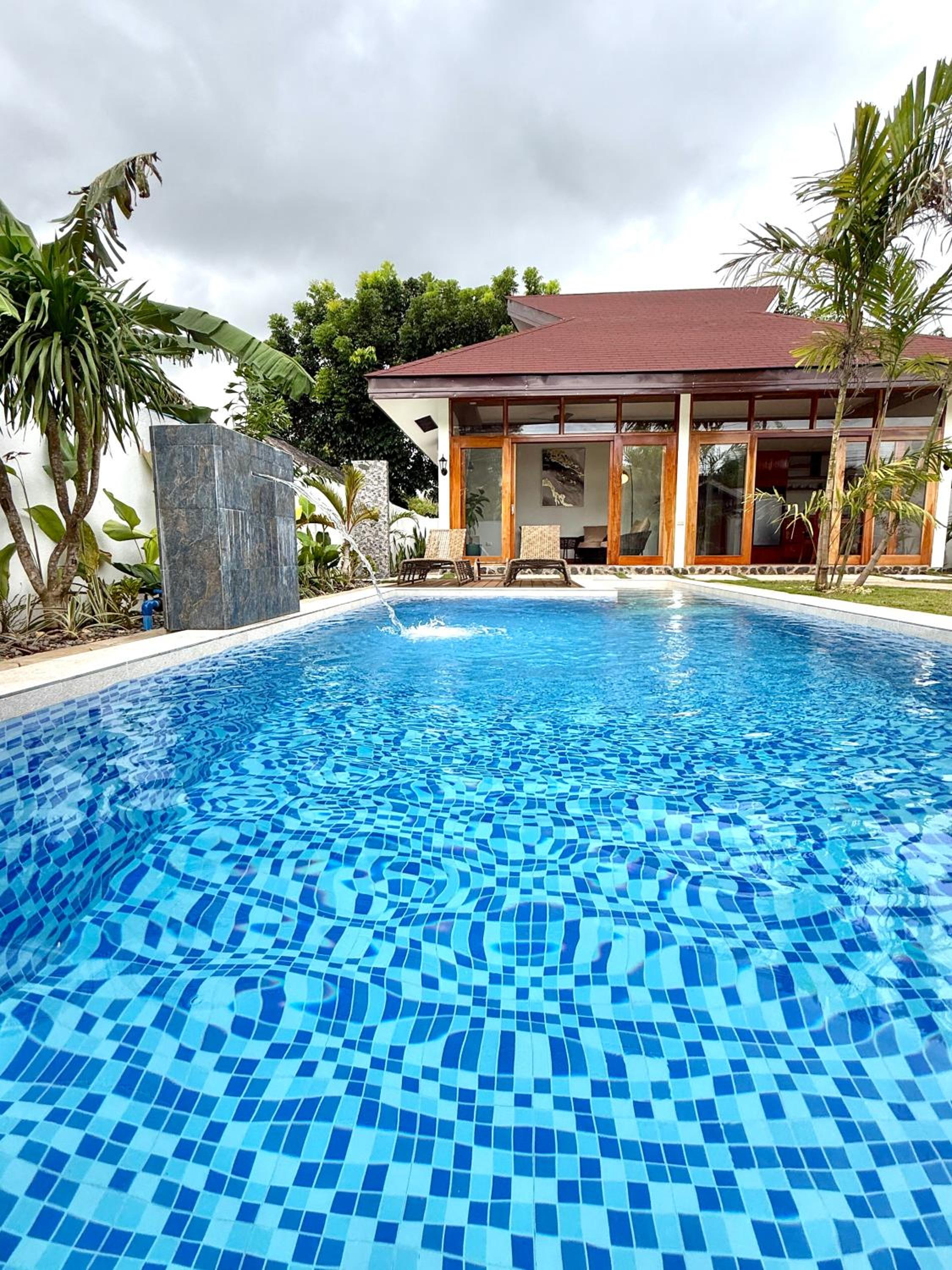 Villa with Private Pool photo 3