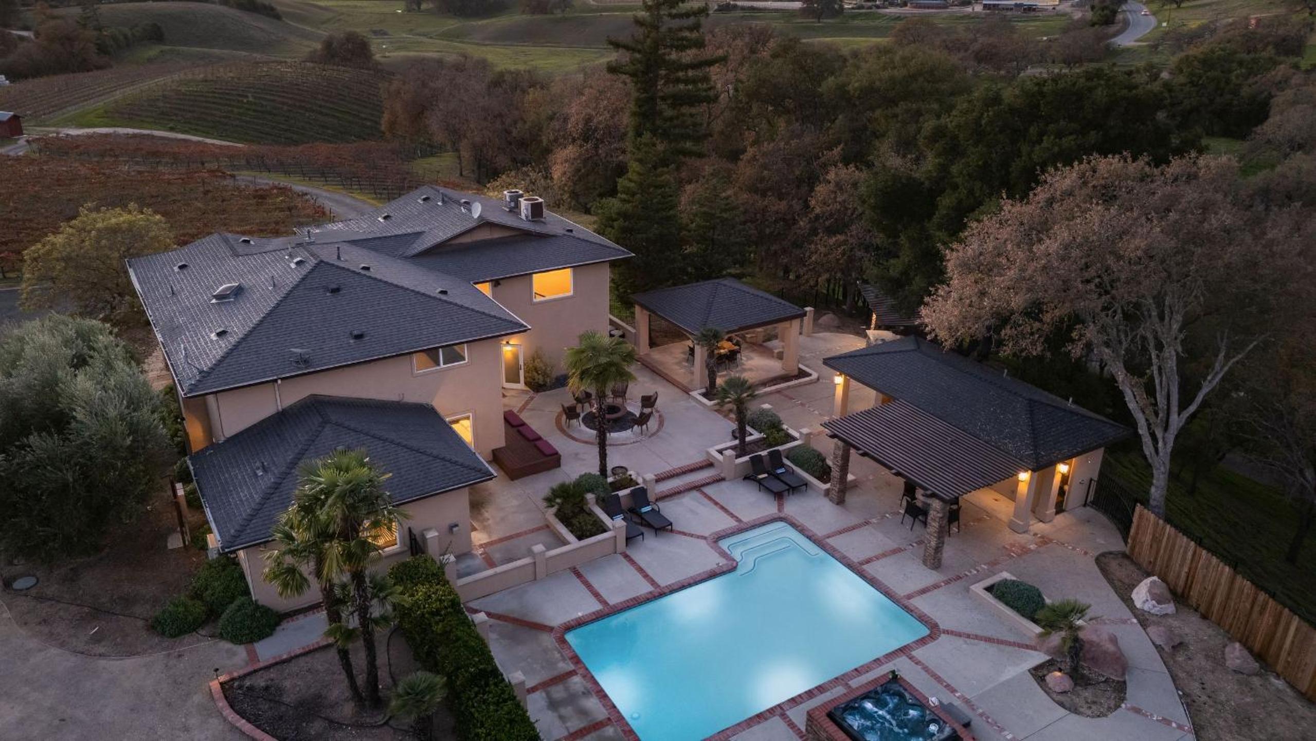 Vacation Home photo 1
