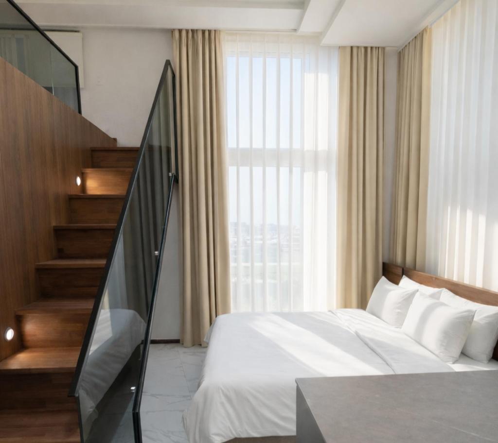 Duplex Corner Deluxe Twin Room