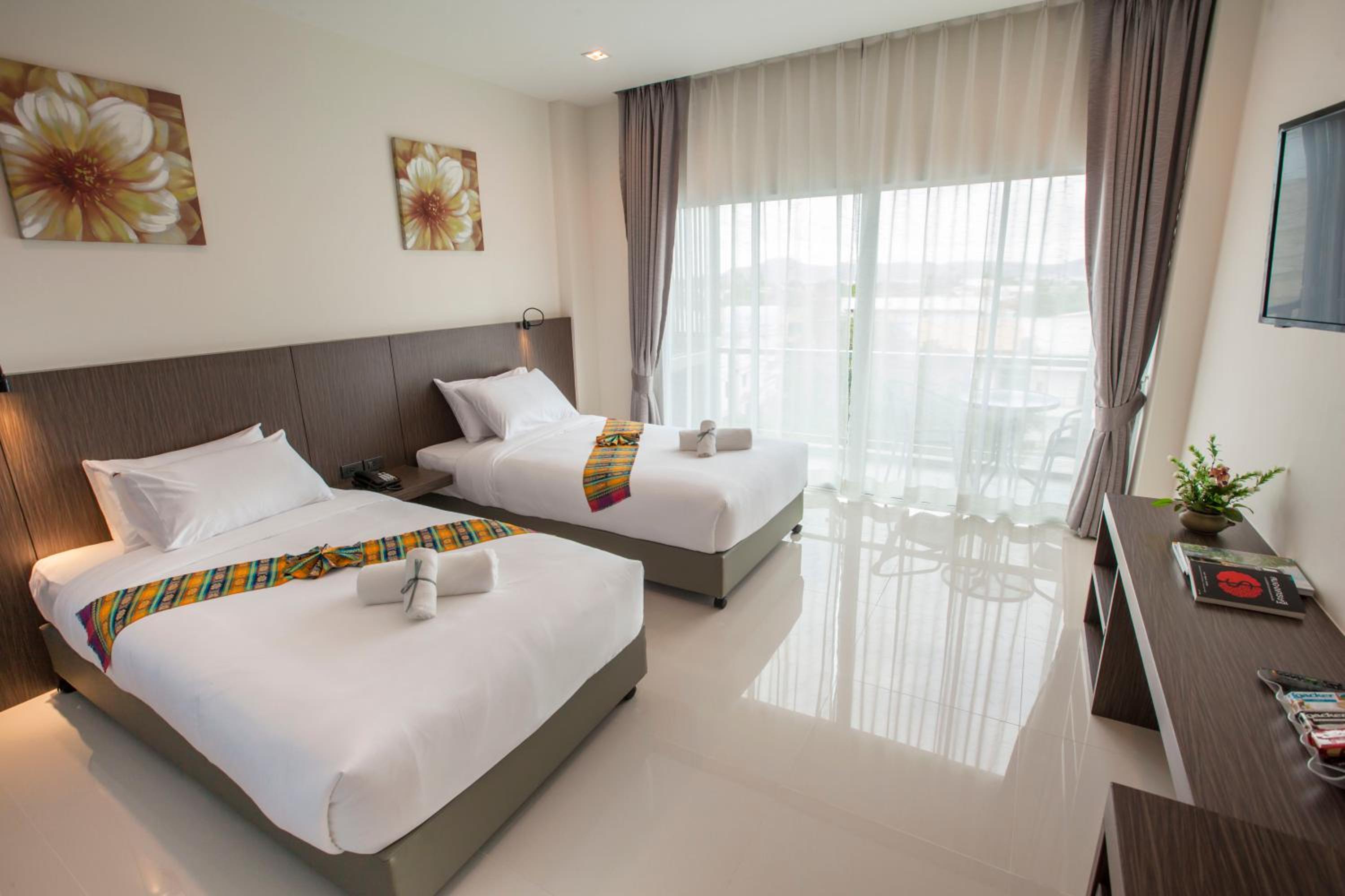 Standard Twin Room