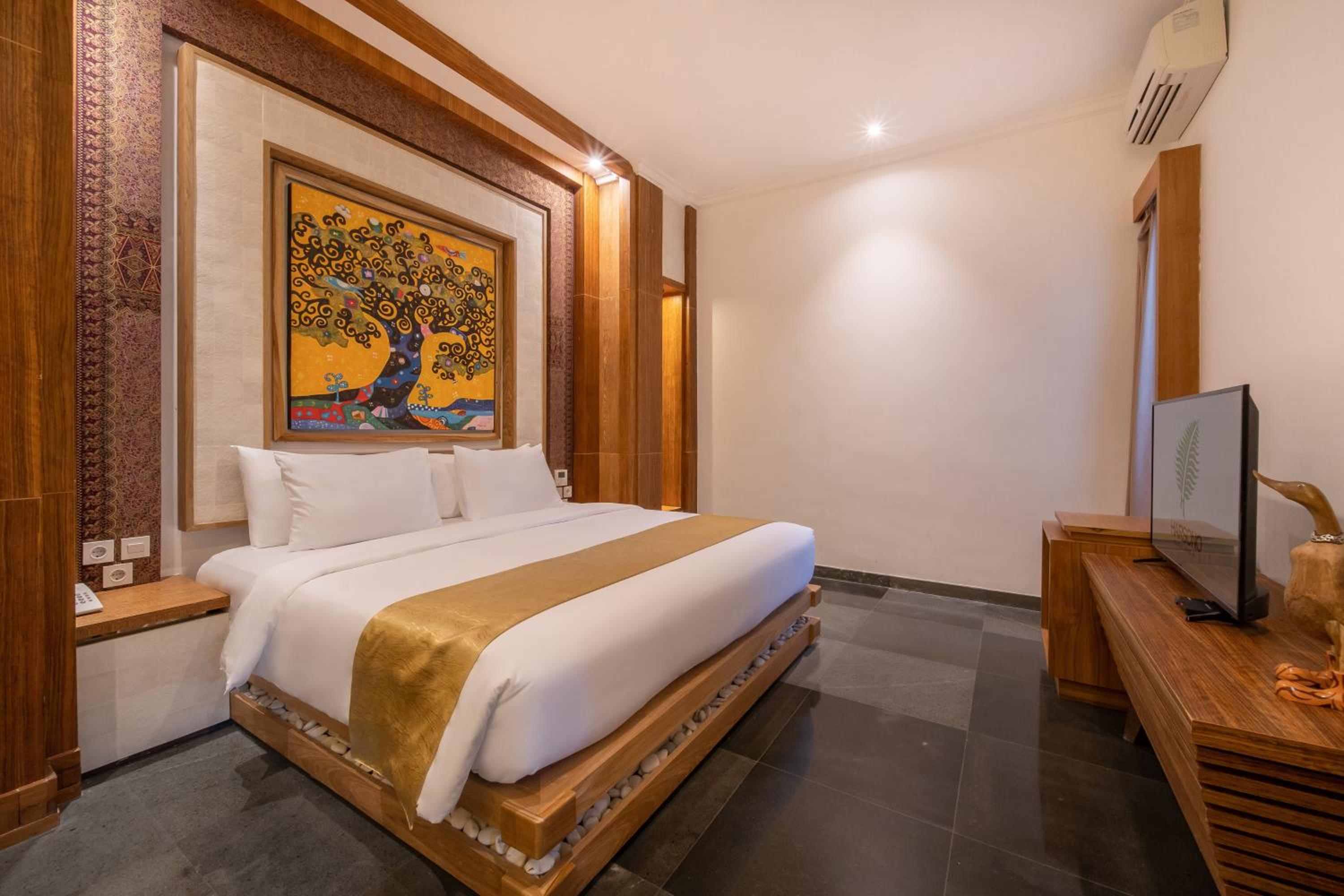 Deluxe Room - Photo 2