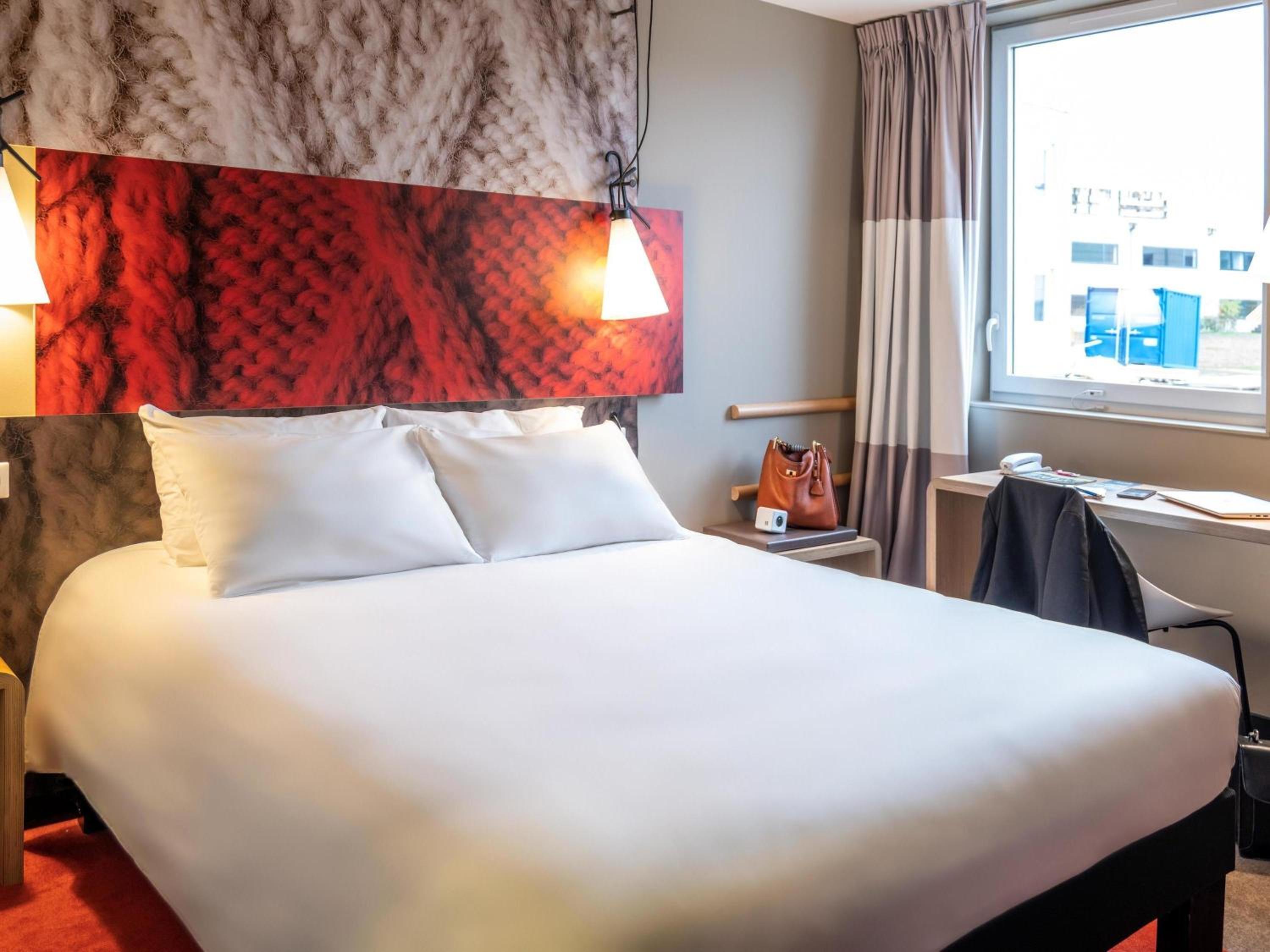 Superior Triple Room with One Double Bed and Sofa Bed photo 3