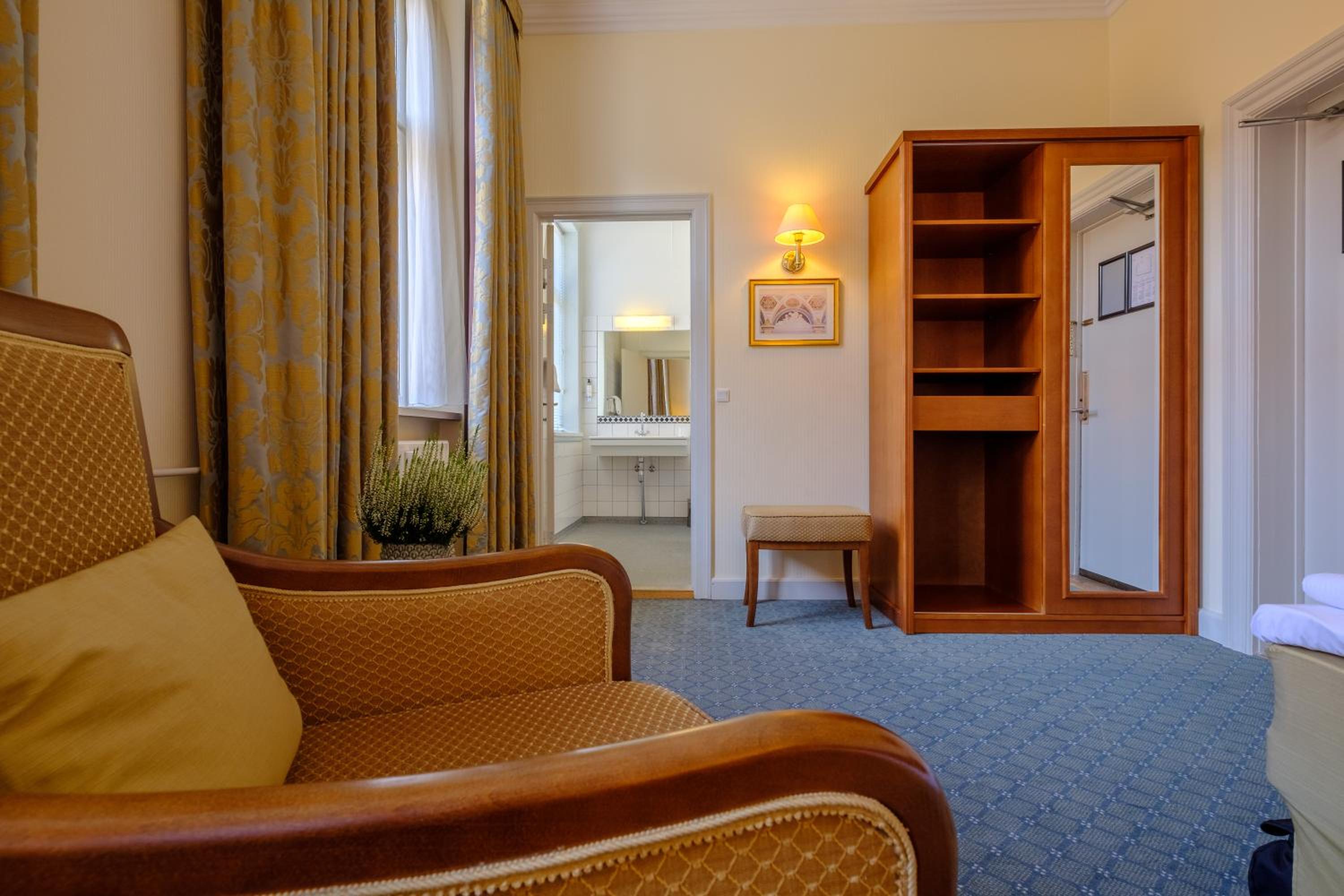 Standard Single Room