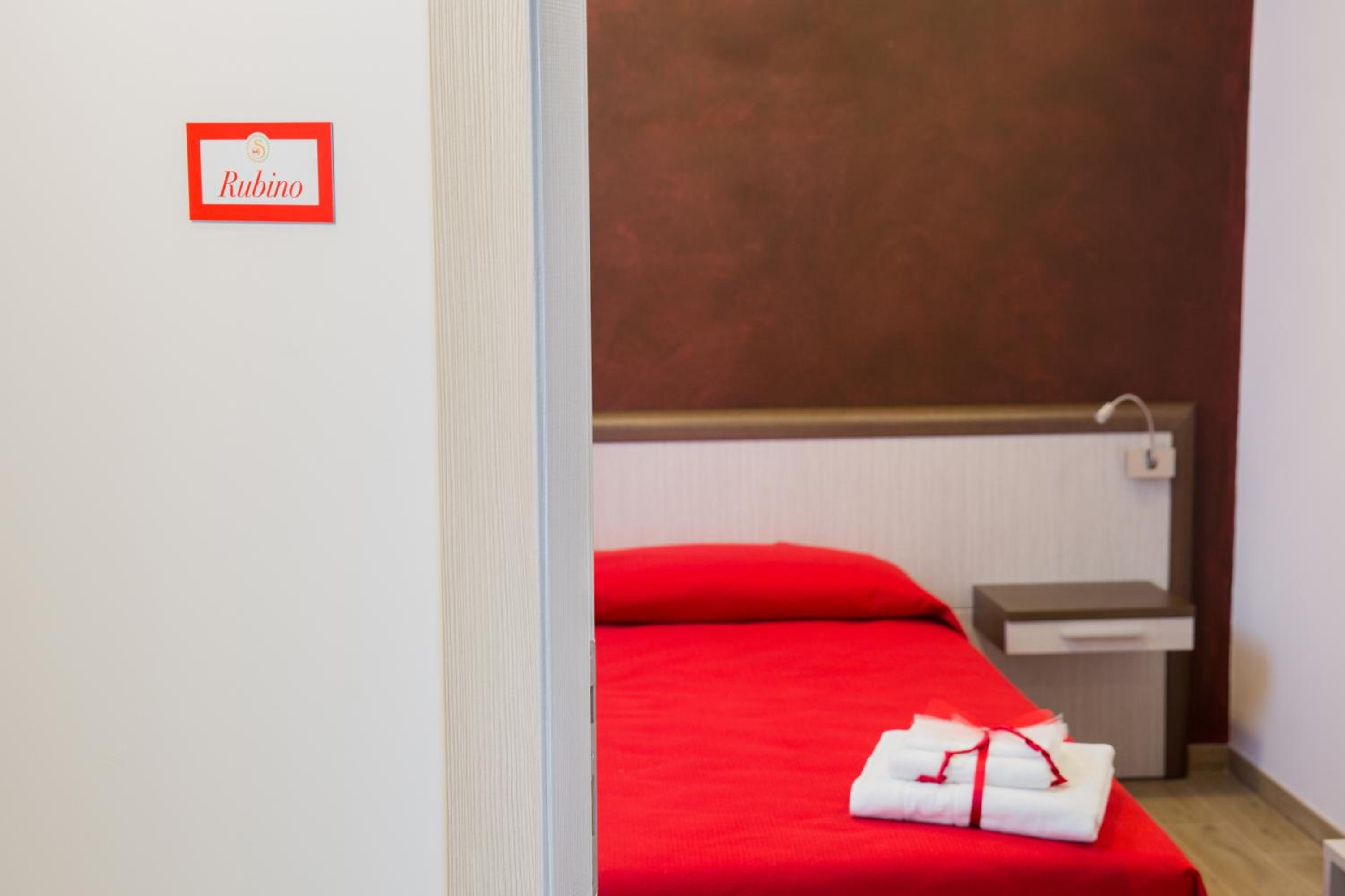 Double Room with Private Bathroom photo 1