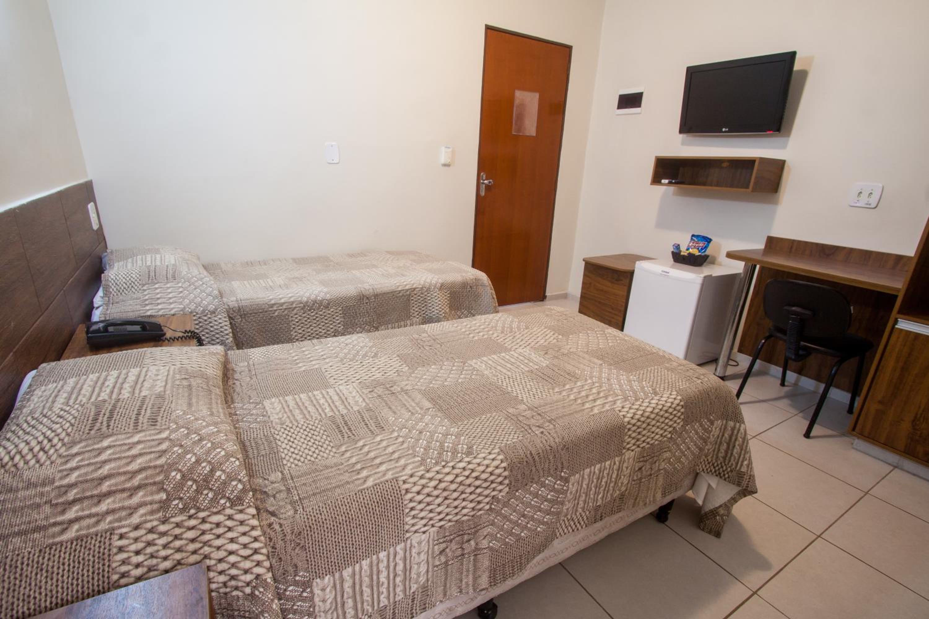 Deluxe Twin Room photo 1