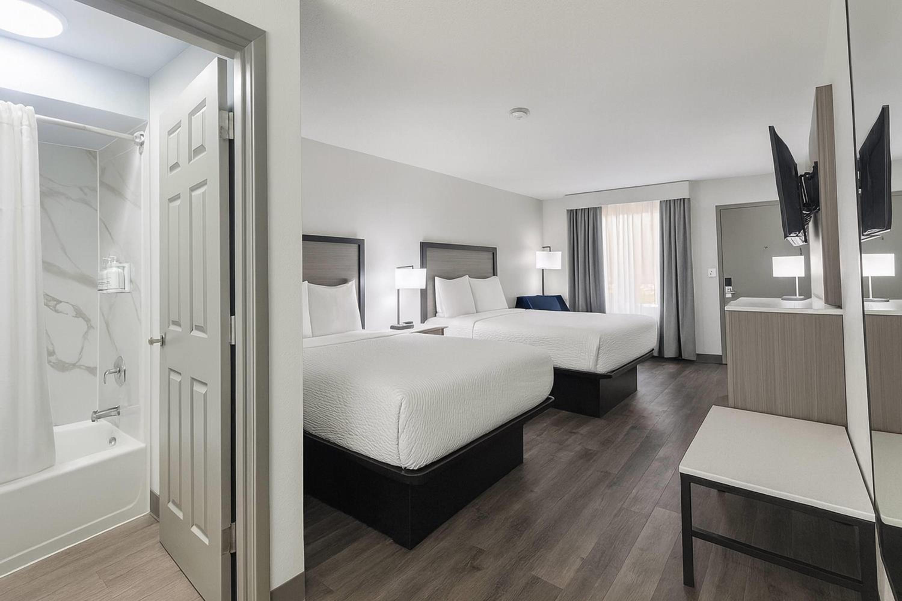 Double Room with Two Double Beds - Non-Smoking - Photo 1