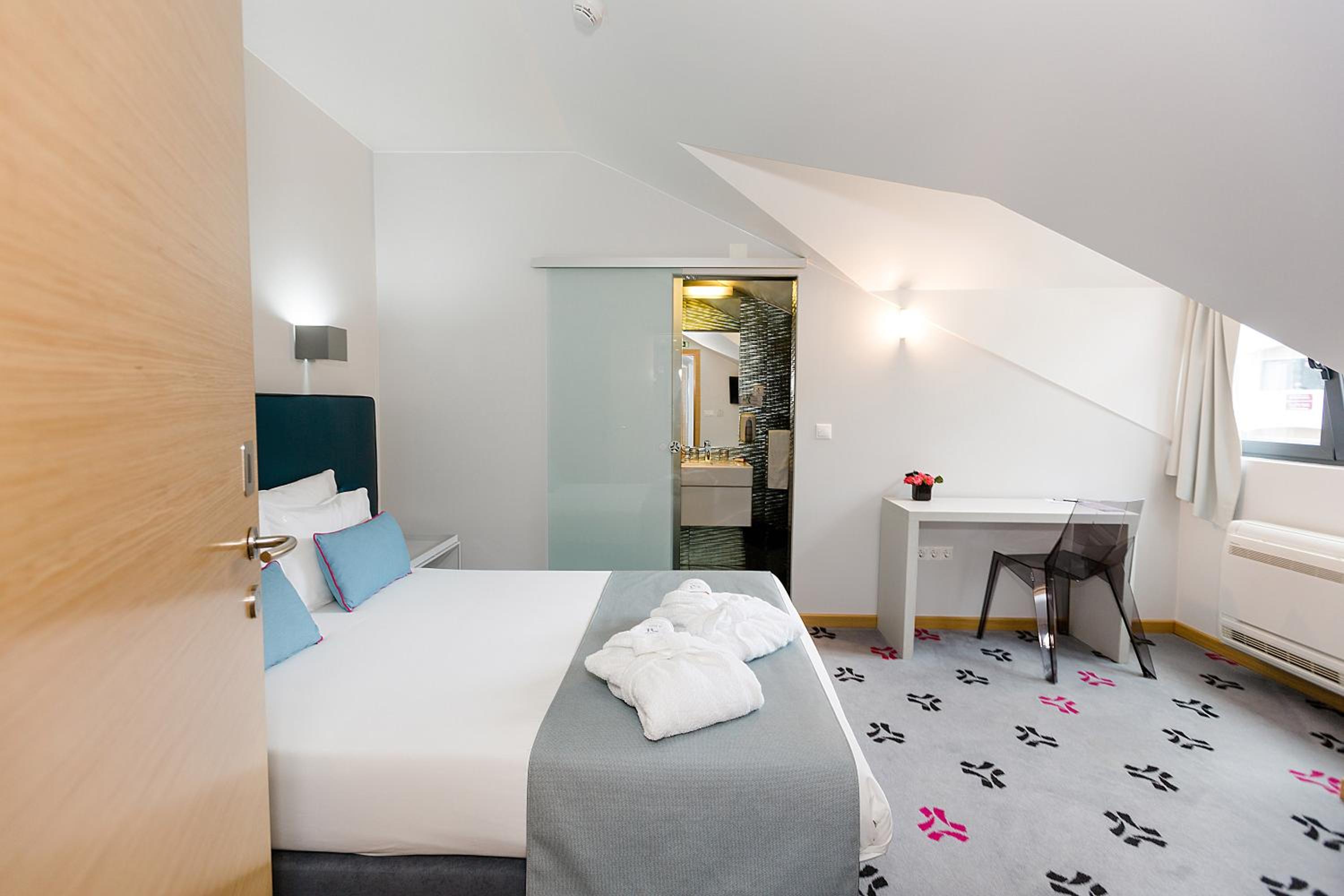 Wirtschafts-Doppel- oder Zweibettzimmer
