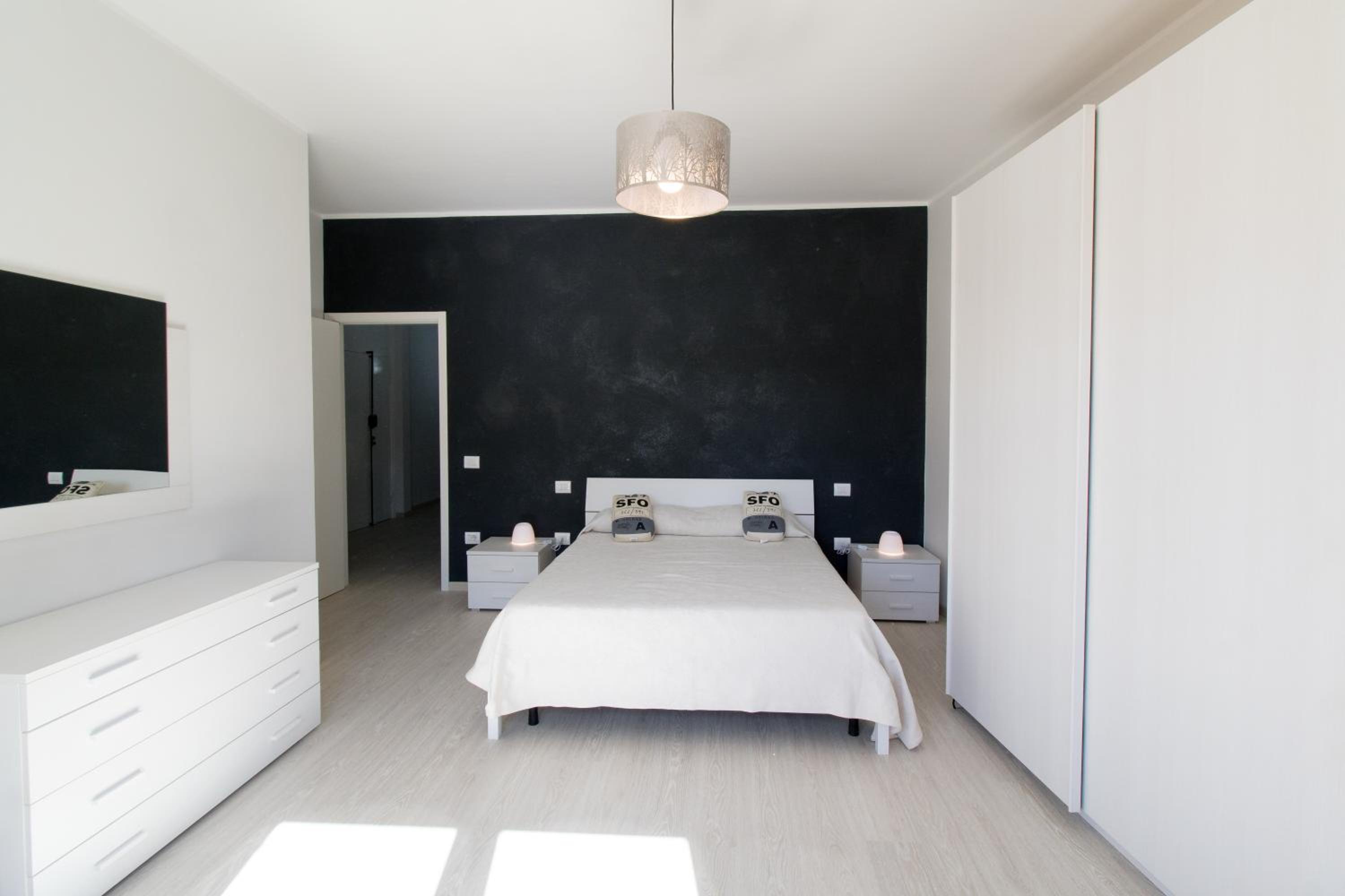 Double Room with Shared Bathroom photo 1