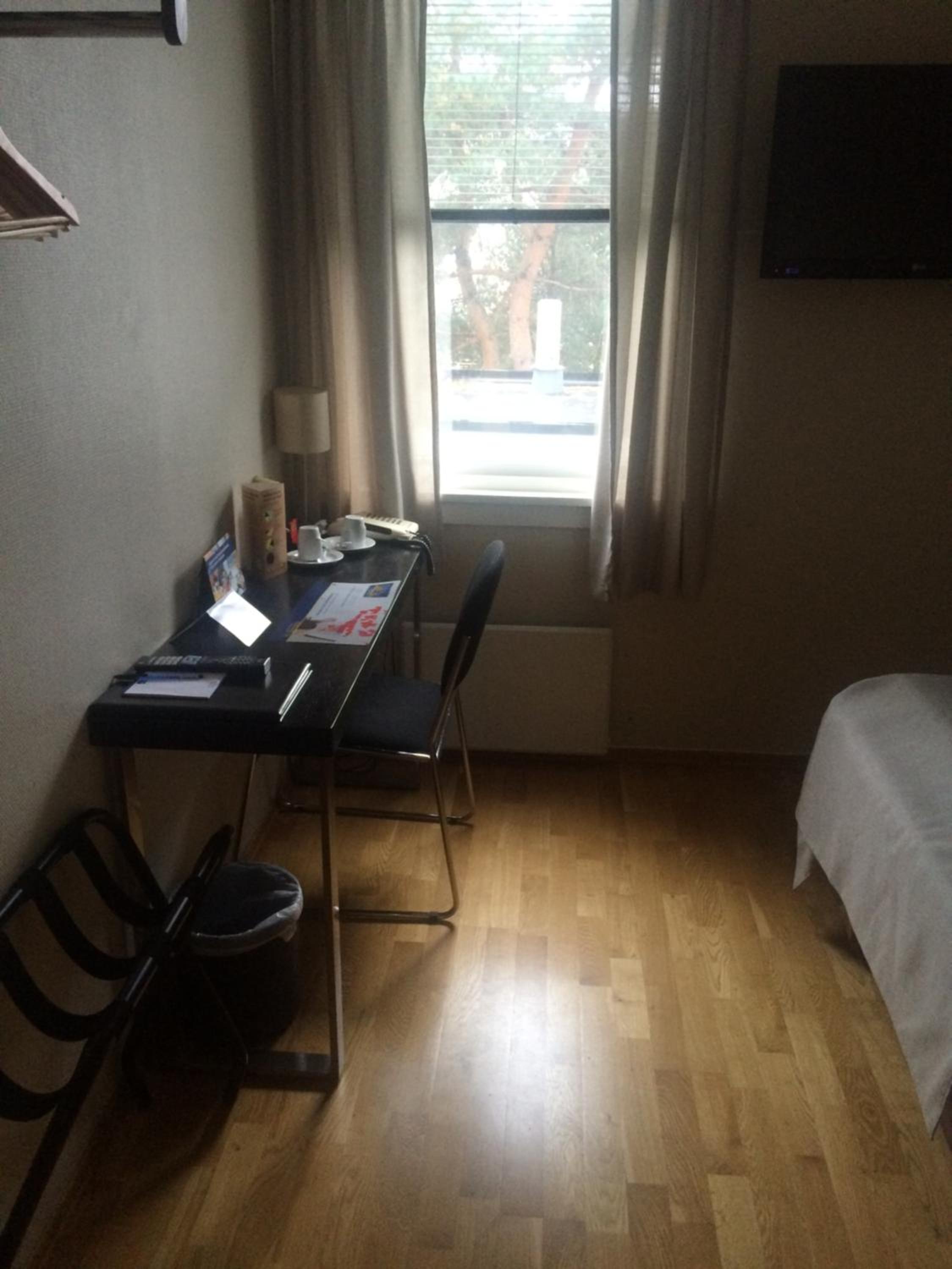 Single Room photo 3