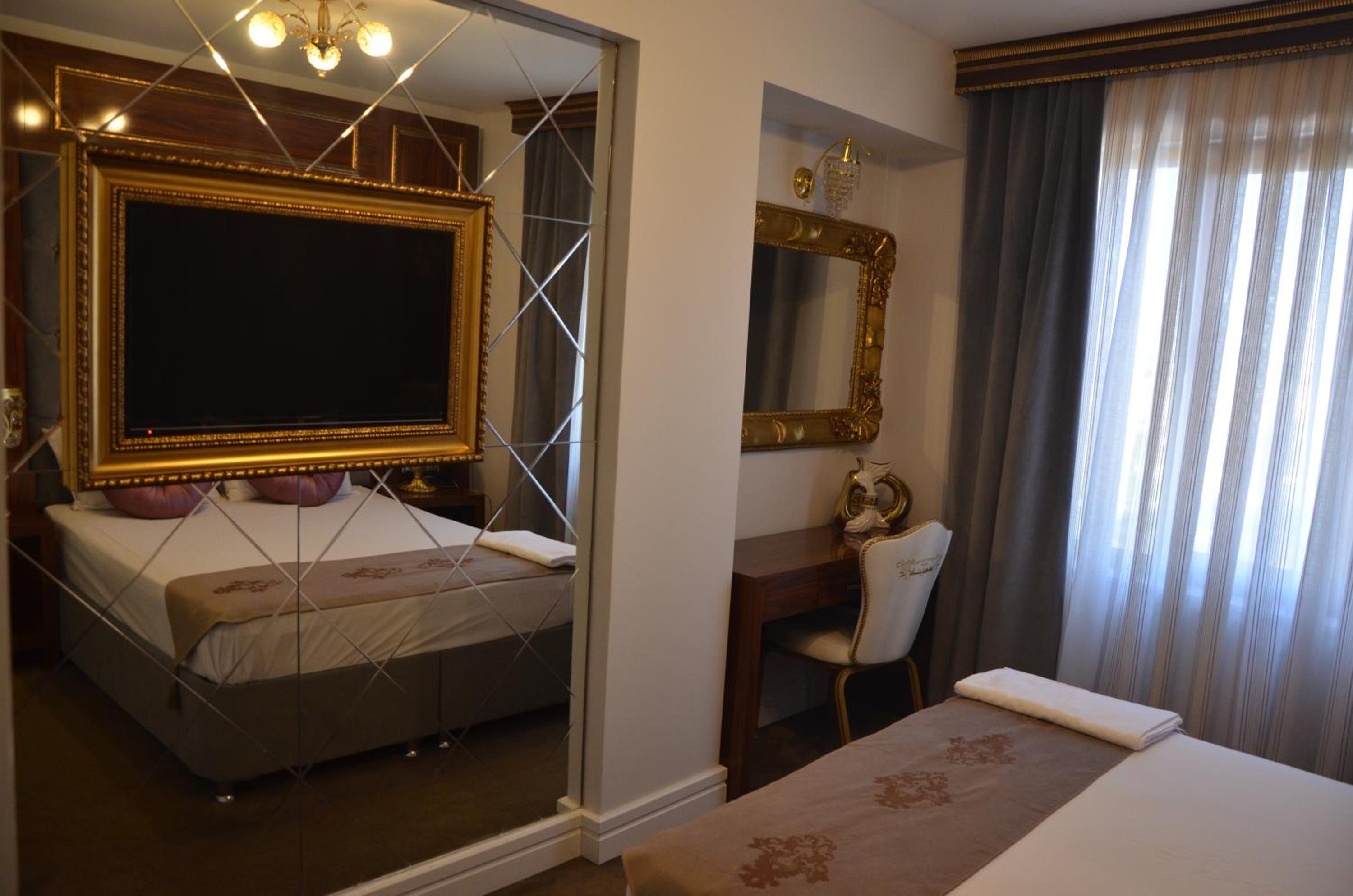 Standard Double Room photo 3