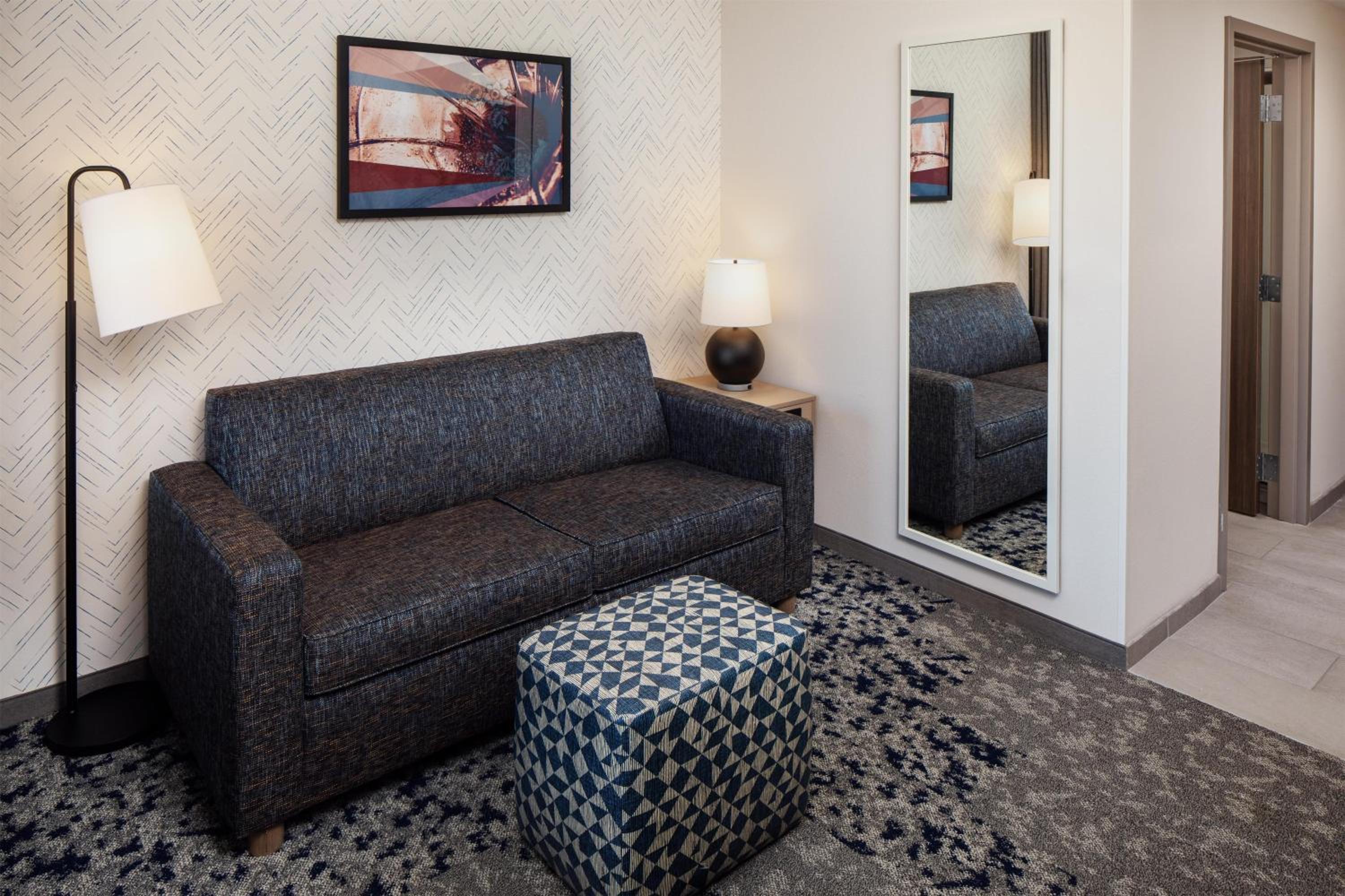 King Studio Suite photo 3