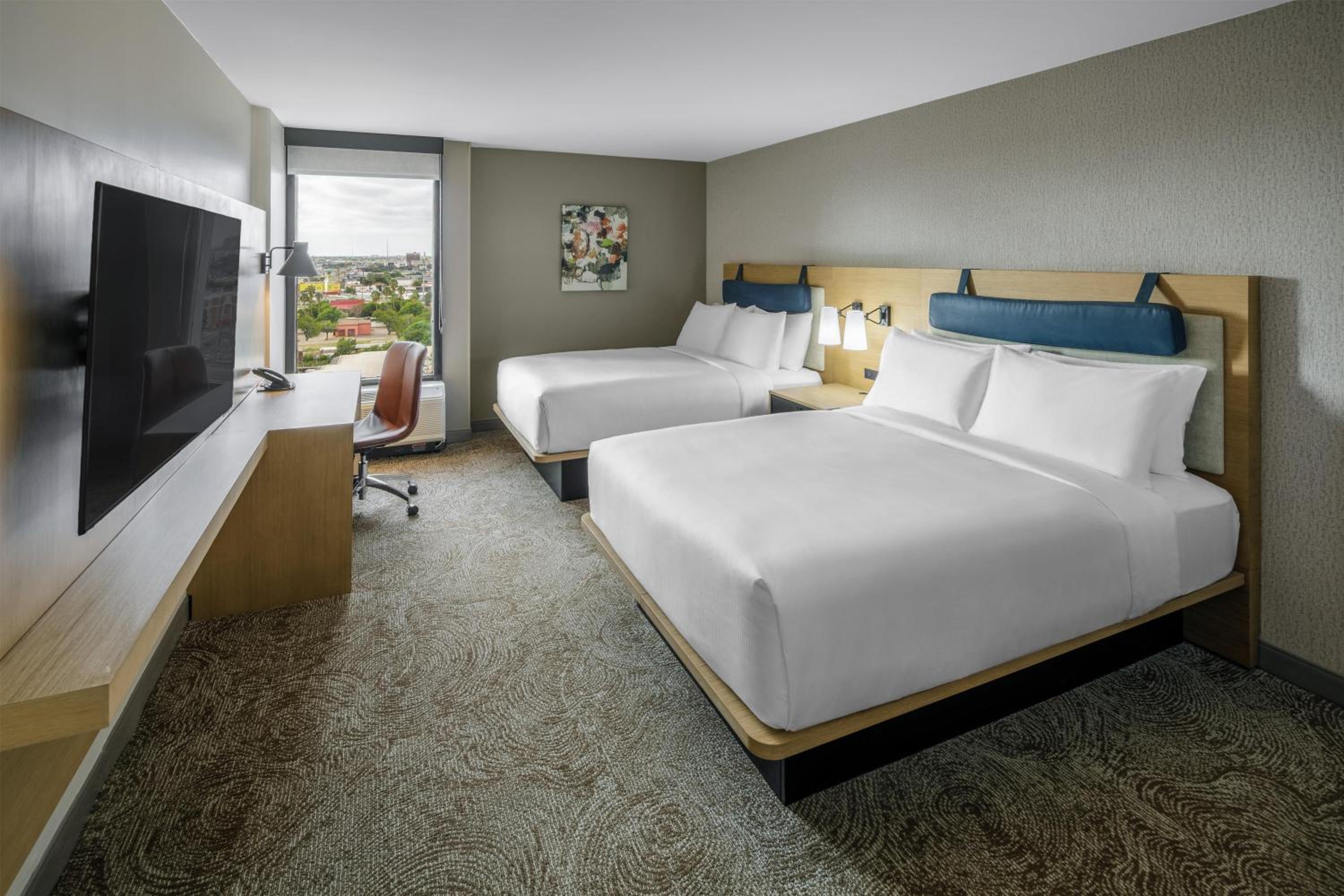King Room with Roll-In Shower - Mobility/Hearing Accessible photo 1