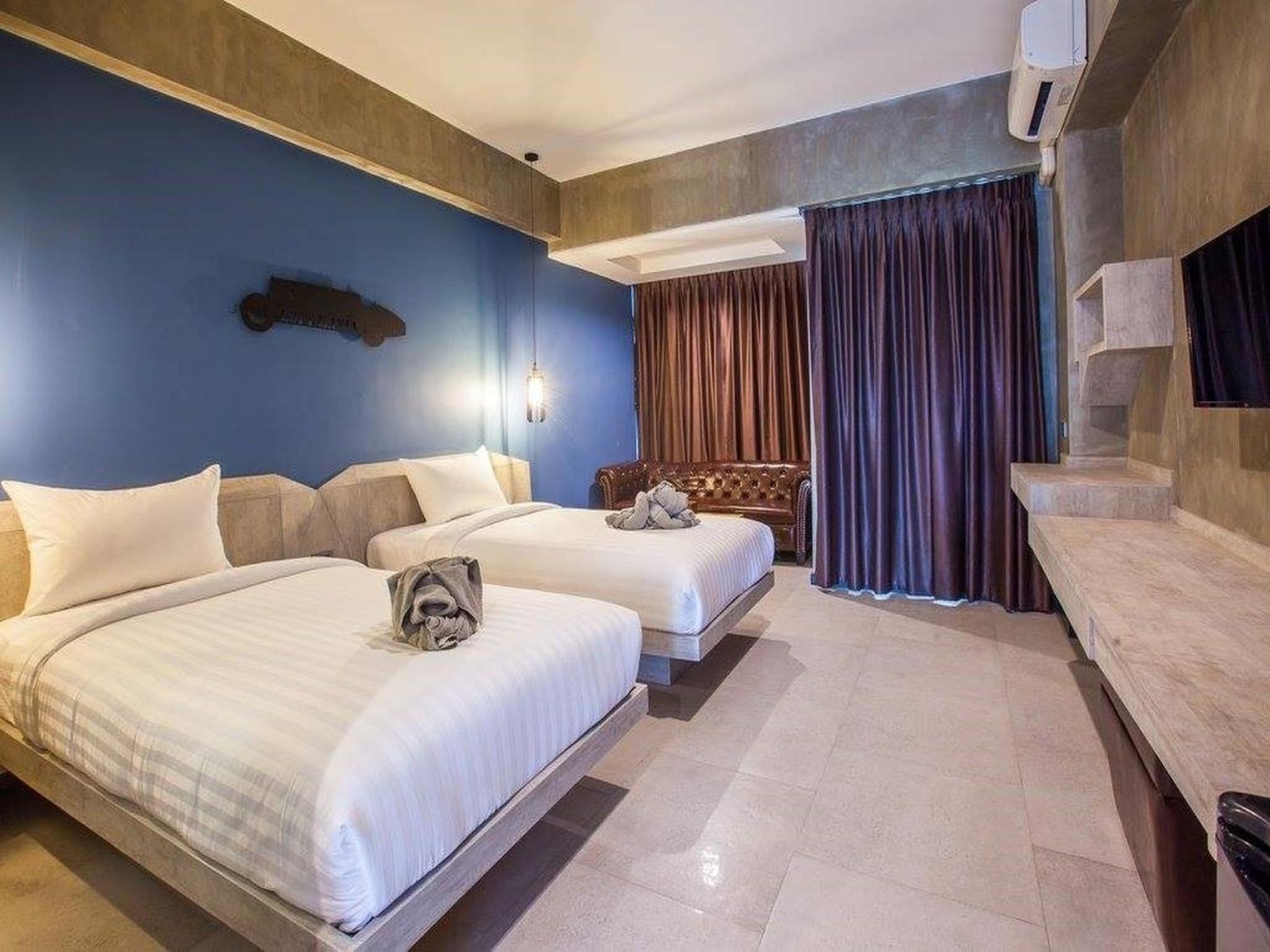 Deluxe Twin Room - Photo 2