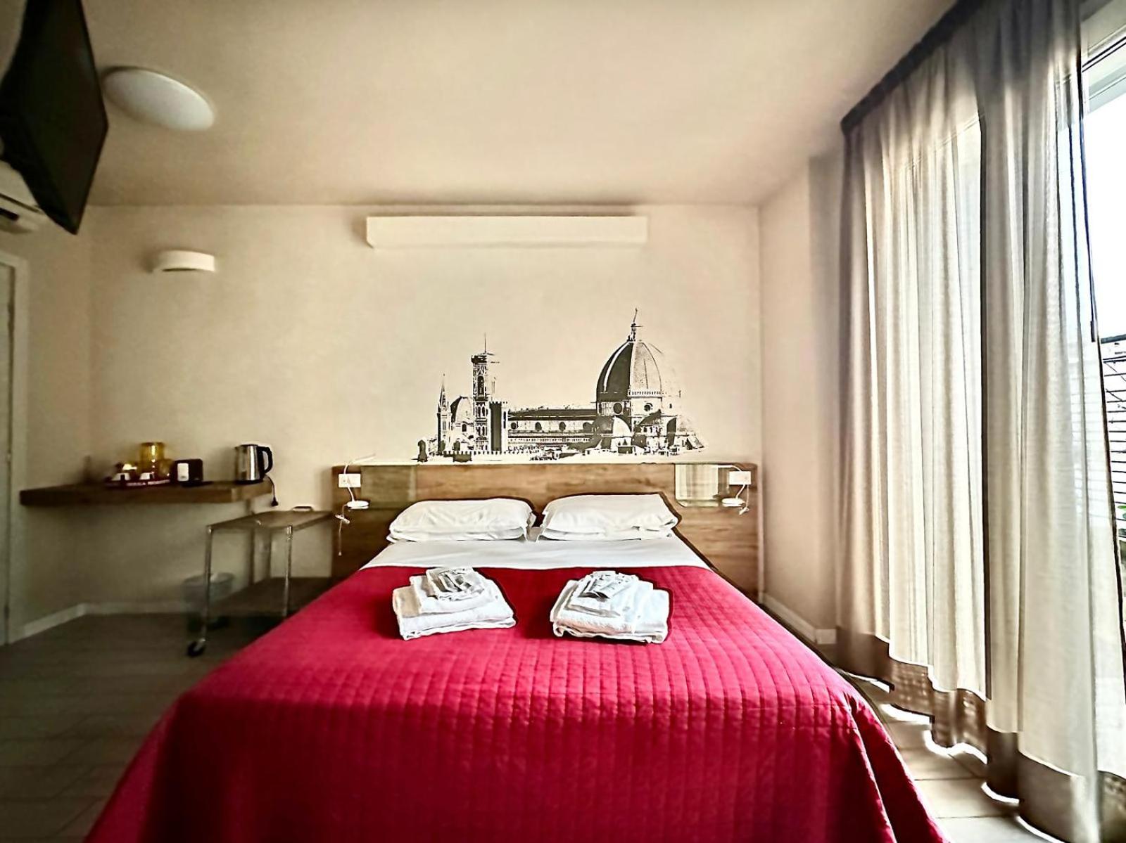 Deluxe Double or Twin Room photo 2