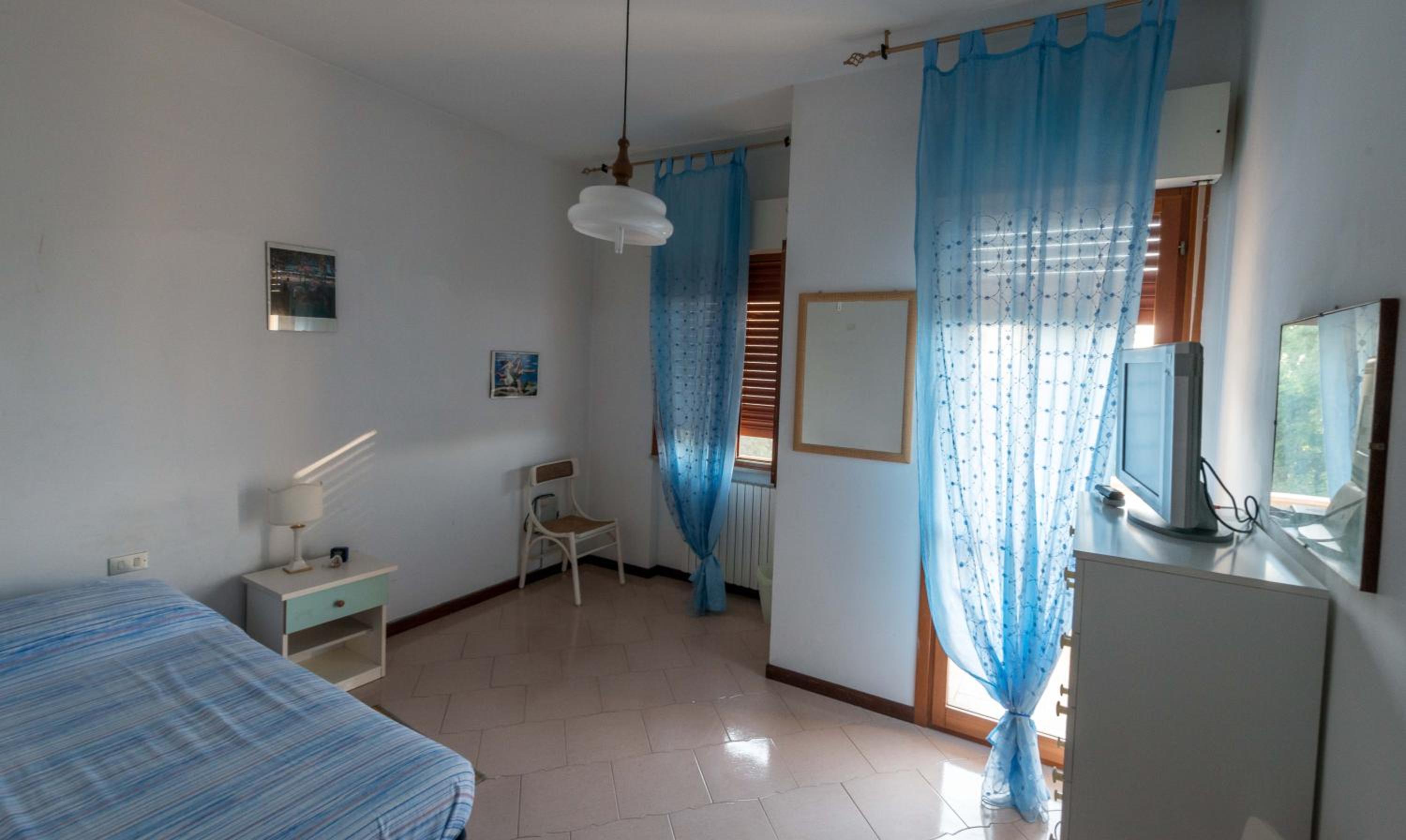 Classic Single Room With Balcony