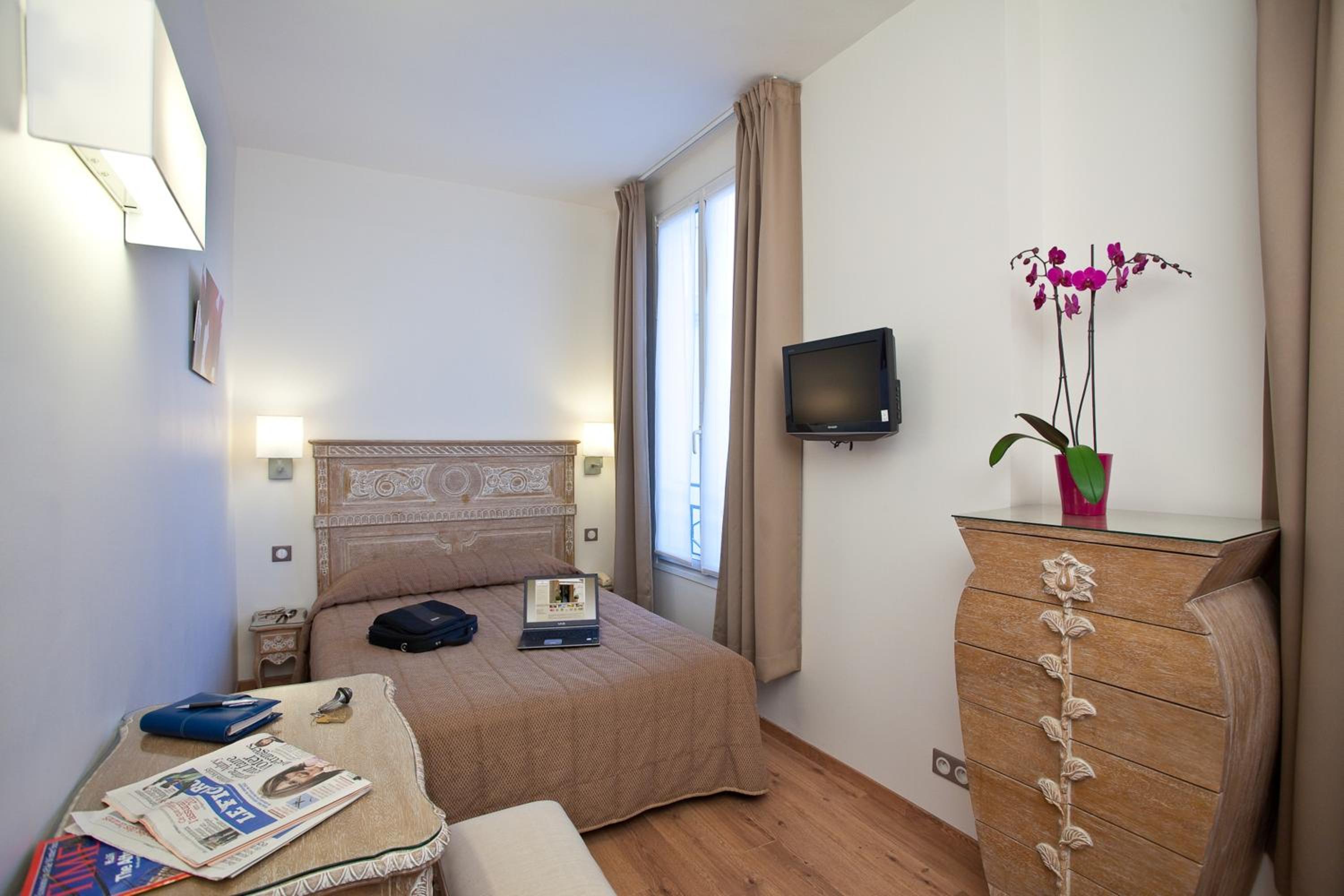 Superior Double/Twin Room photo 3