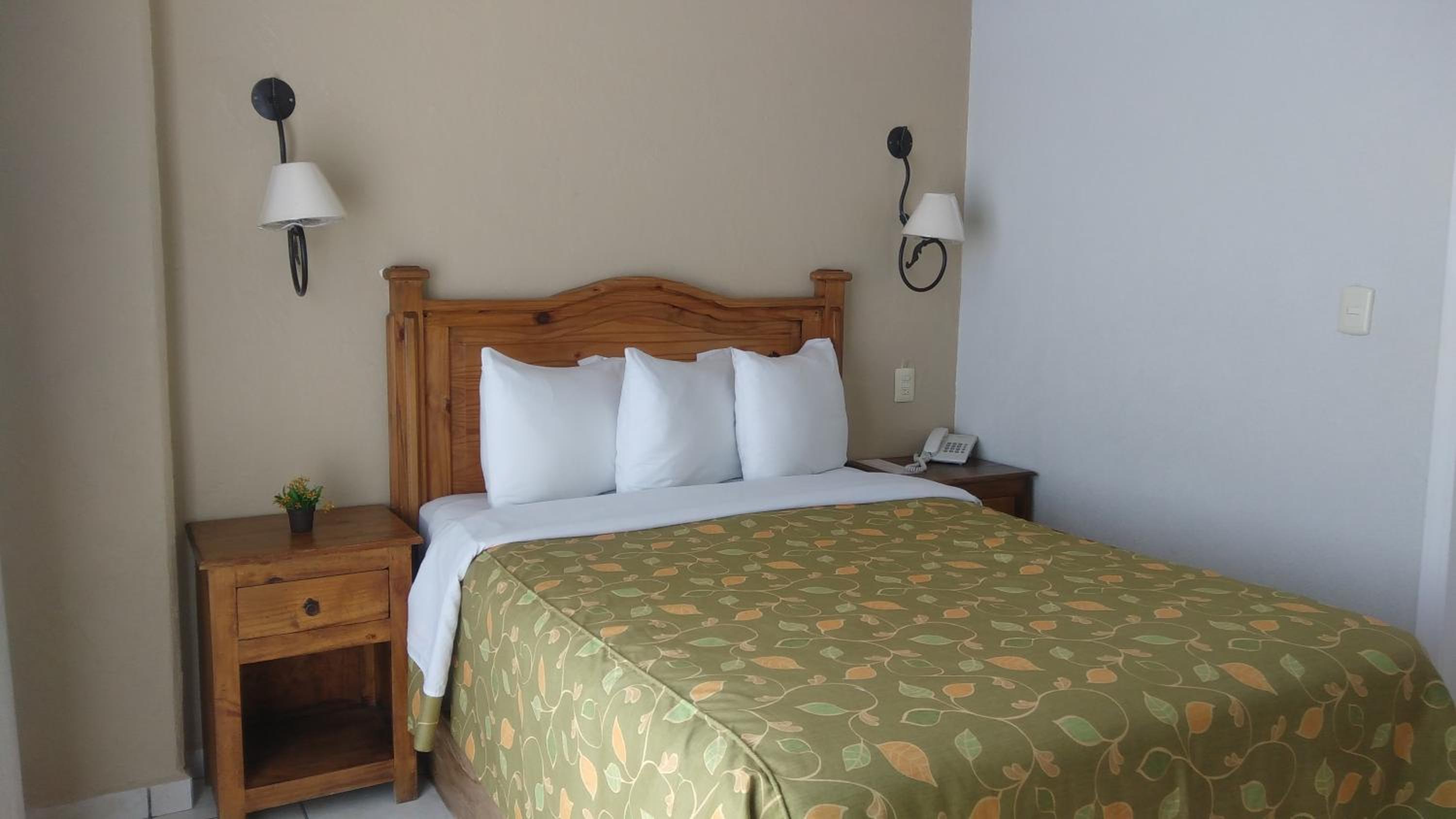 Single Room photo 2