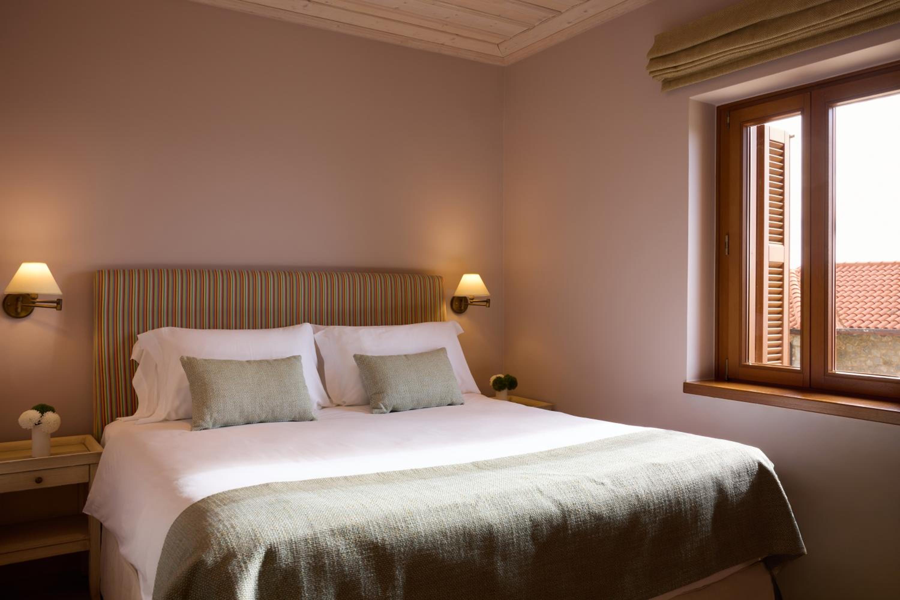 Villa Eniochos (5 Bedrooms)
