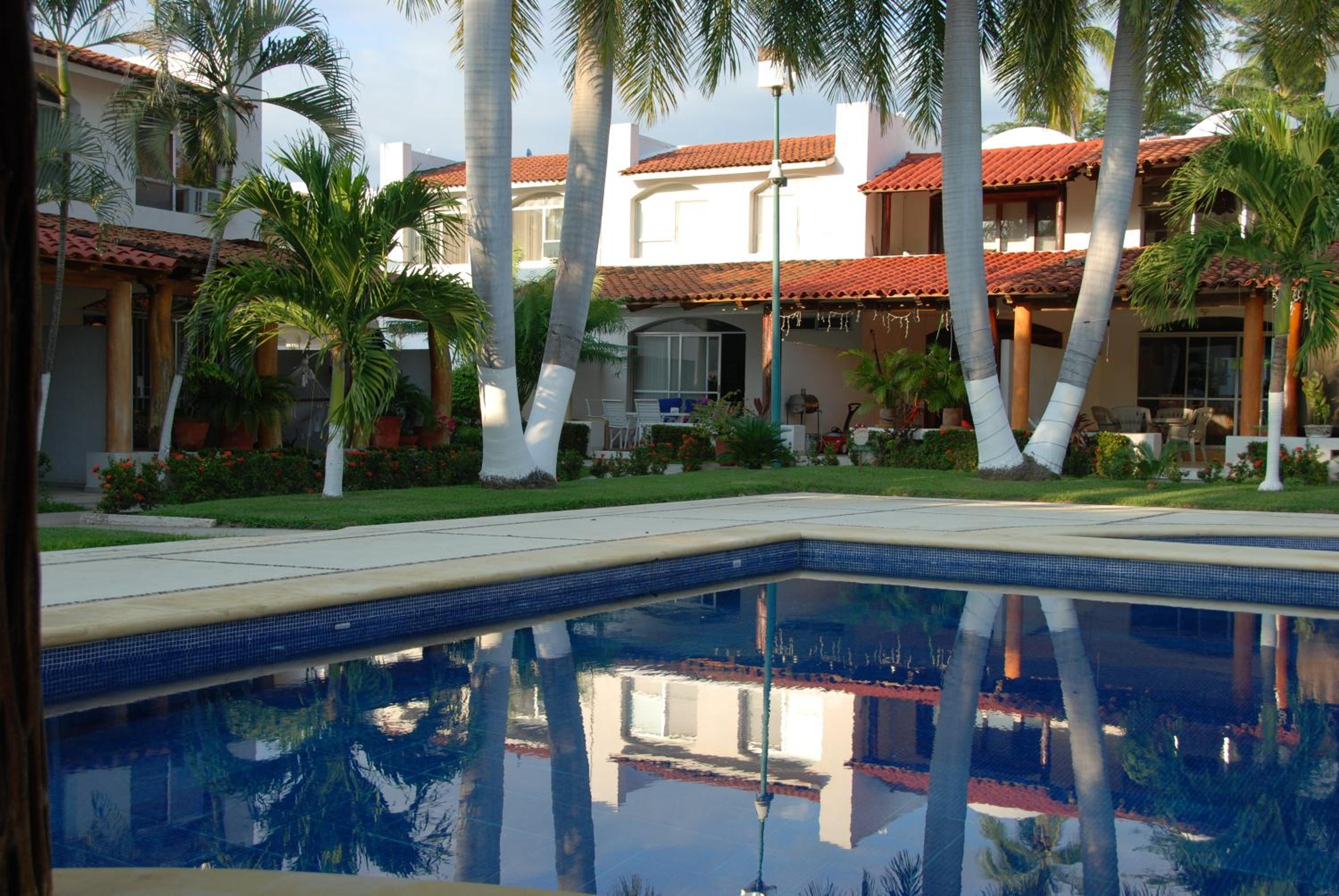 Three-Bedroom Villa photo 3