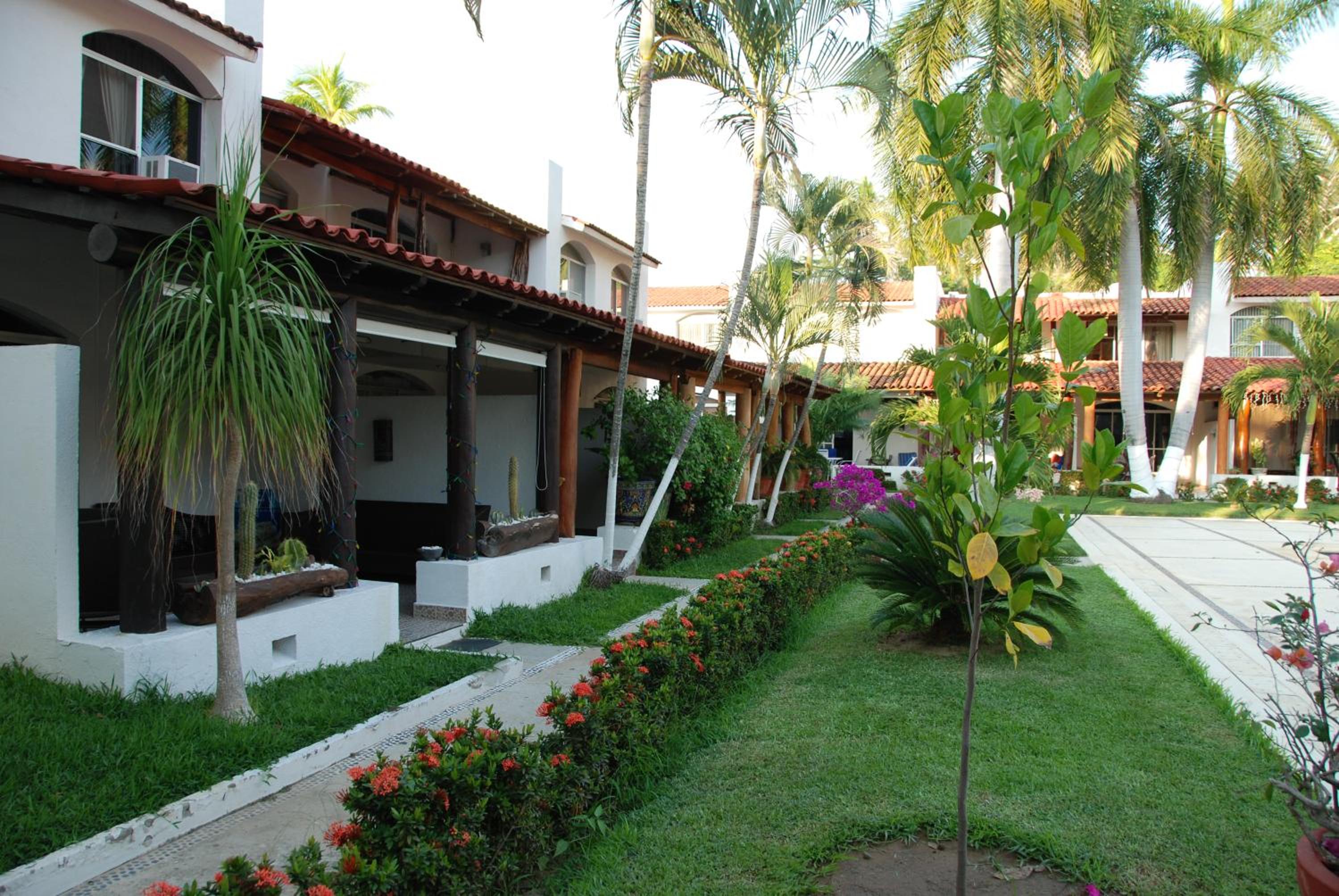 Three-Bedroom Villa photo 2