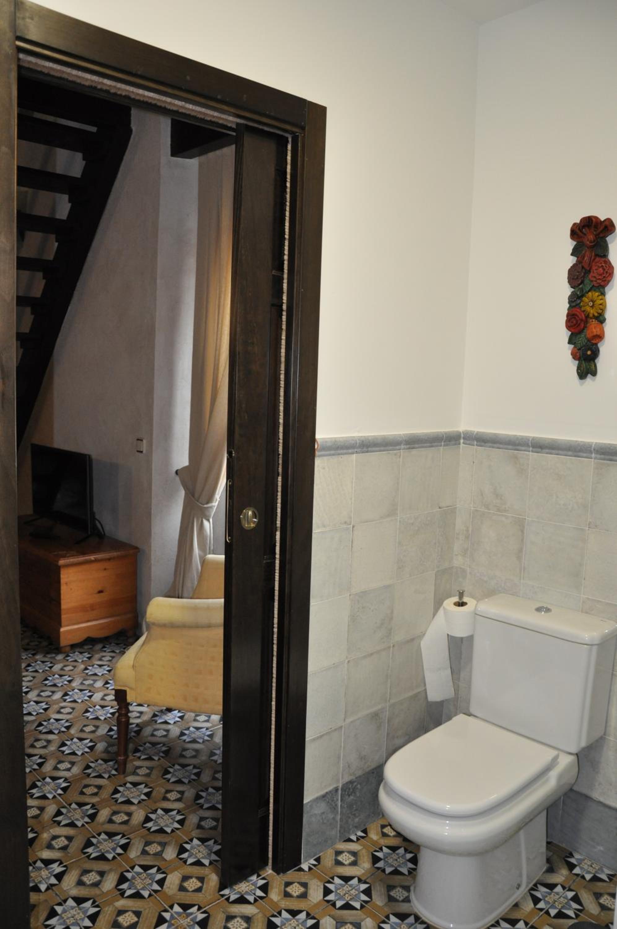 Studio - Split Level photo 2