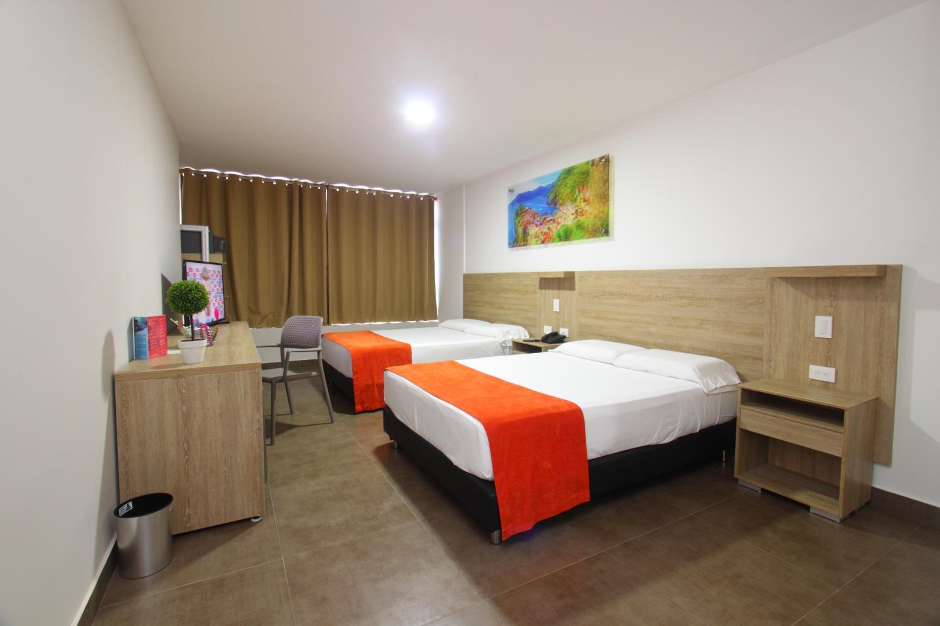 Double Room - Photo 8