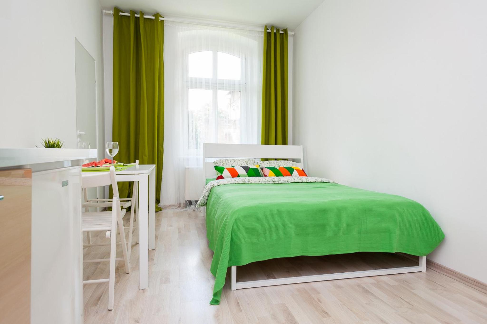 Studio Apartment - Photo 4