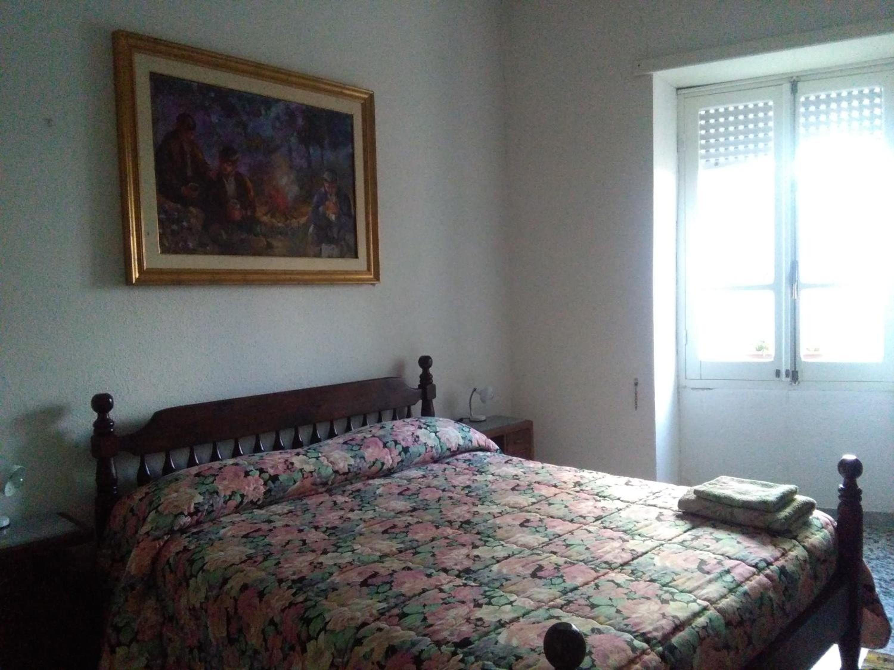 Double Room With Shared Bathroom