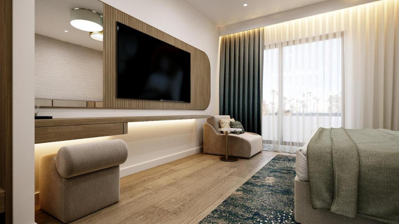 Deluxe Double Room with Extra Bed
