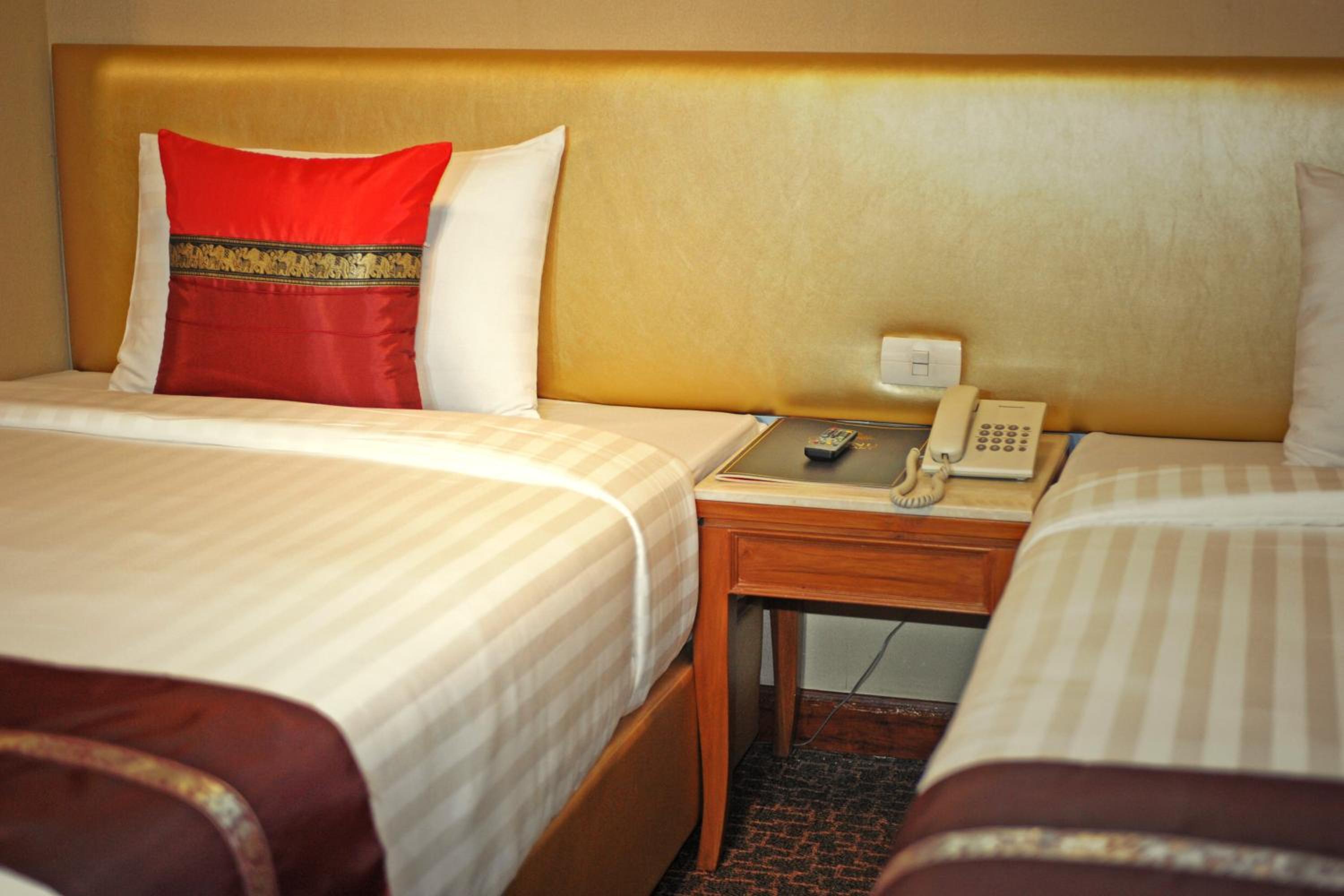 Superior Deluxe Double or Twin Room  photo 2