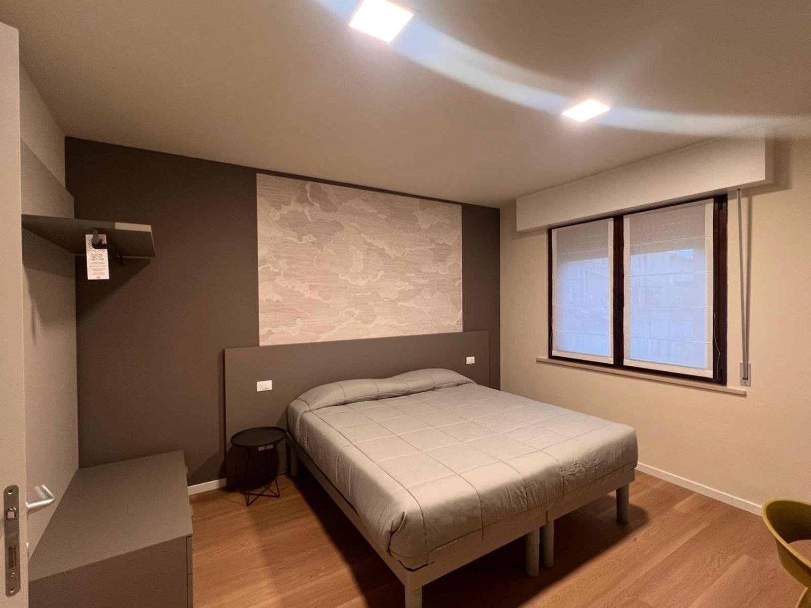 Large Double or Twin Room photo 1
