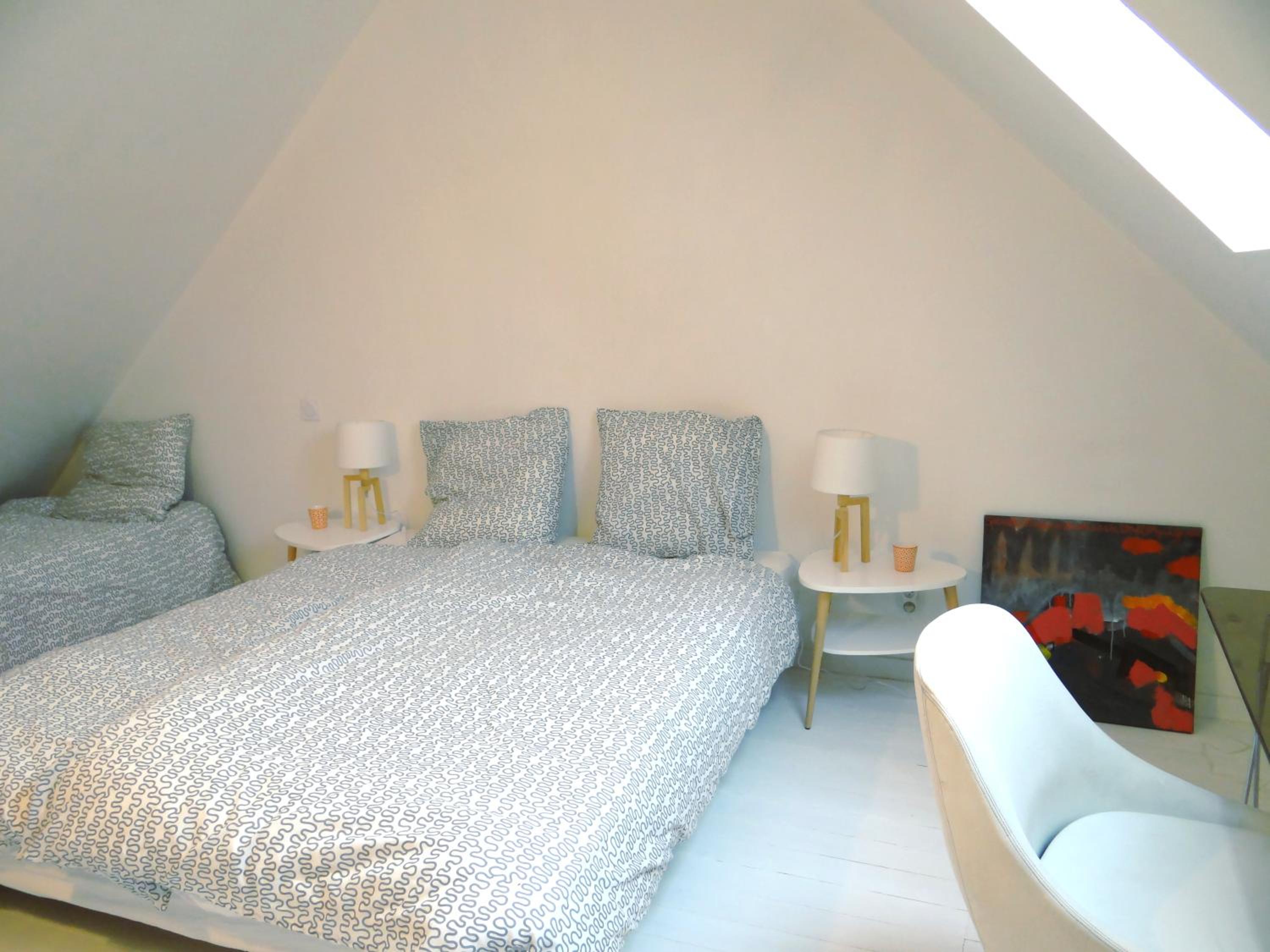 Deluxe Room (2 Adults + 1 Child) photo 2