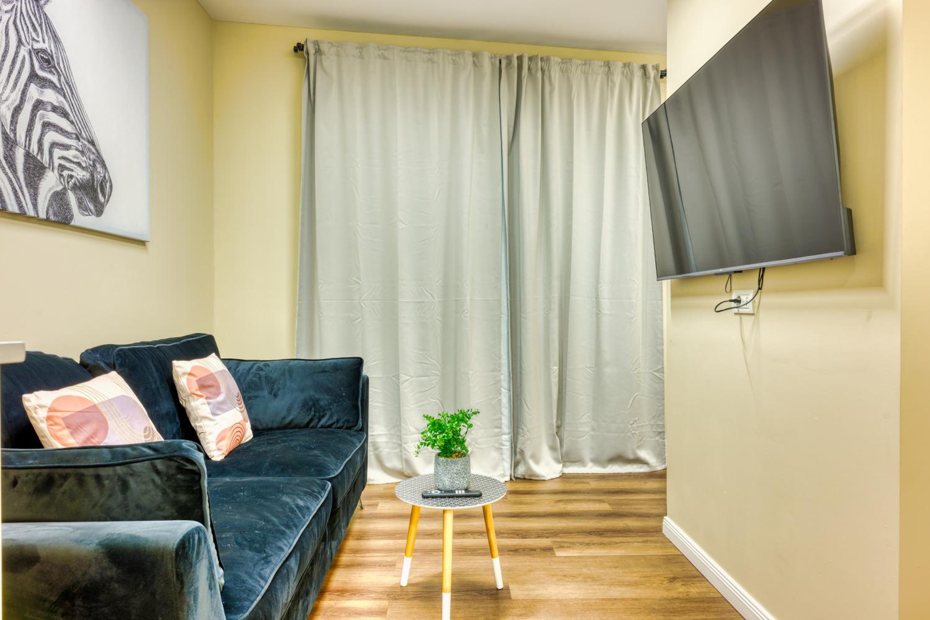One-Bedroom Apartment with Terrace