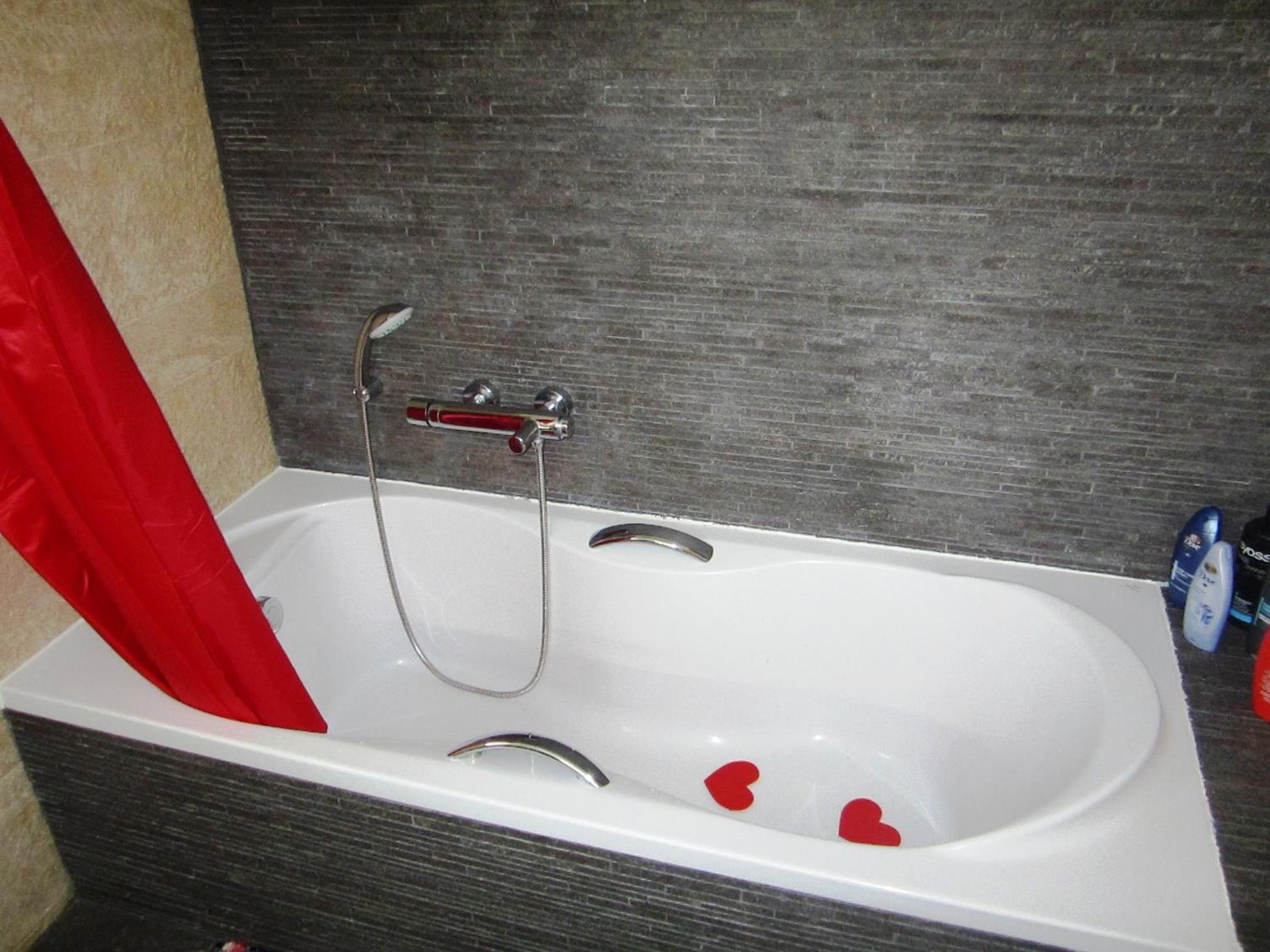 Deluxe Double Room with Balcony and Sea View - Photo 21
