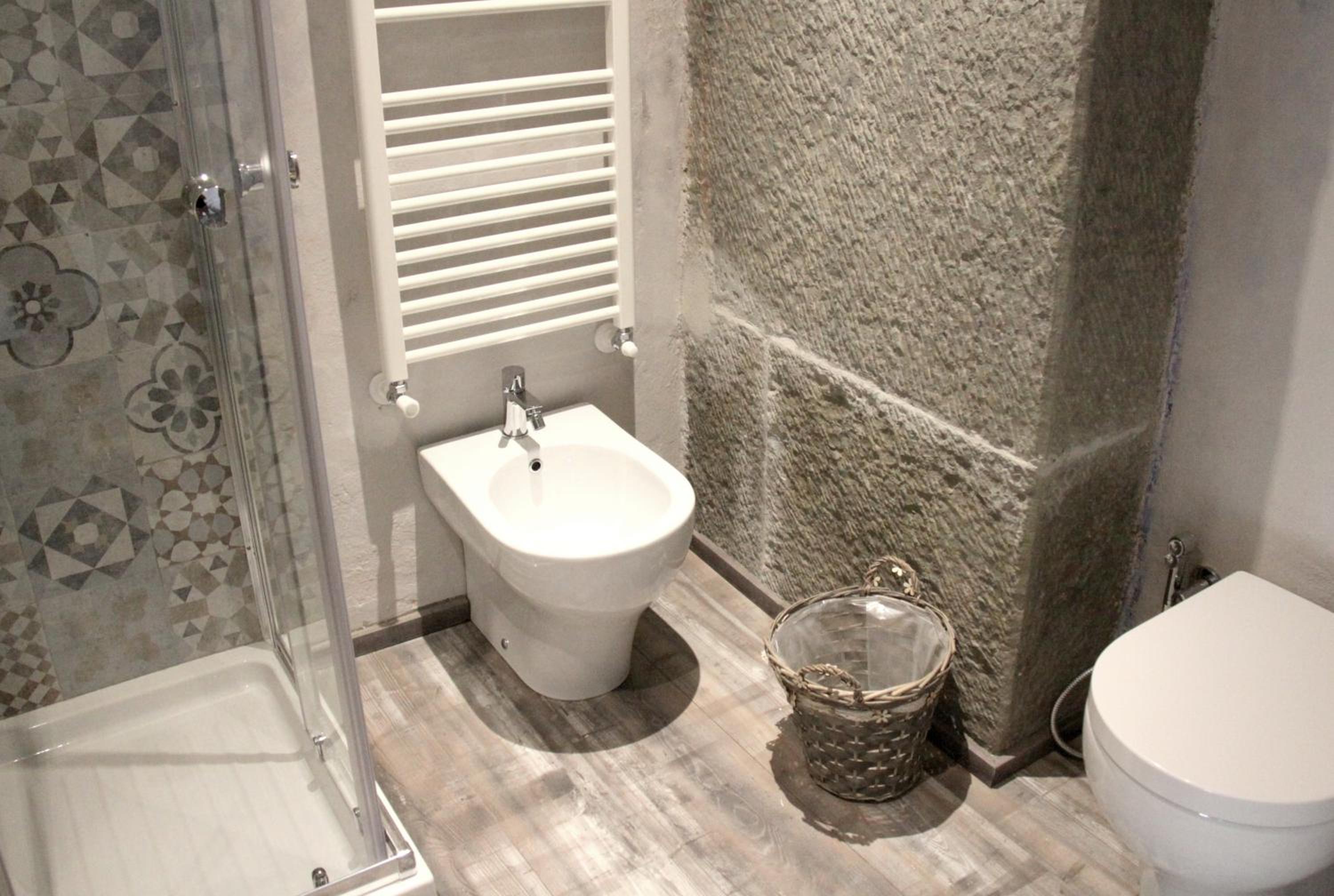 Comfort Triple Room with Shower - Photo 12