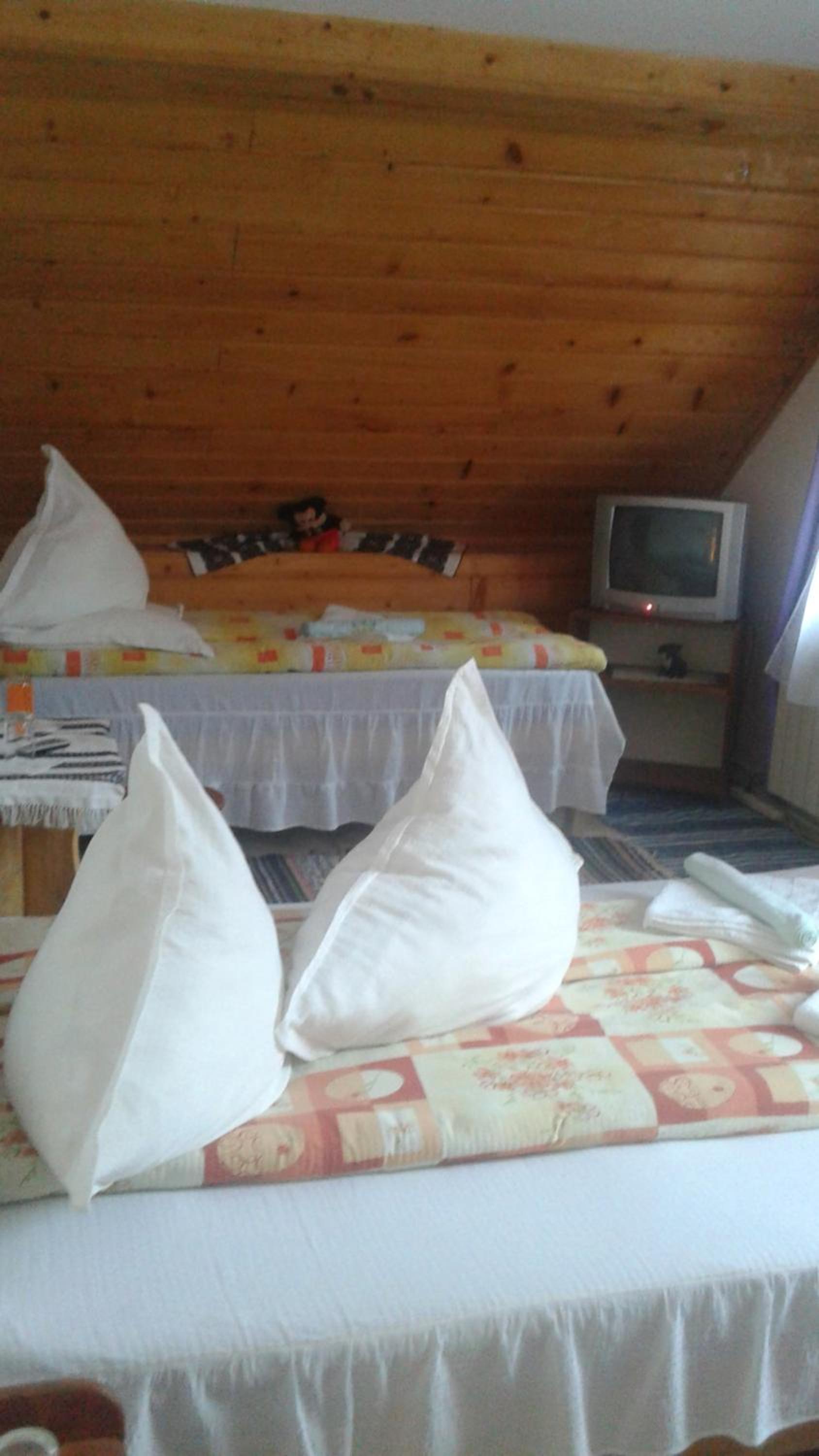 Triple Room with Bathroom photo 1