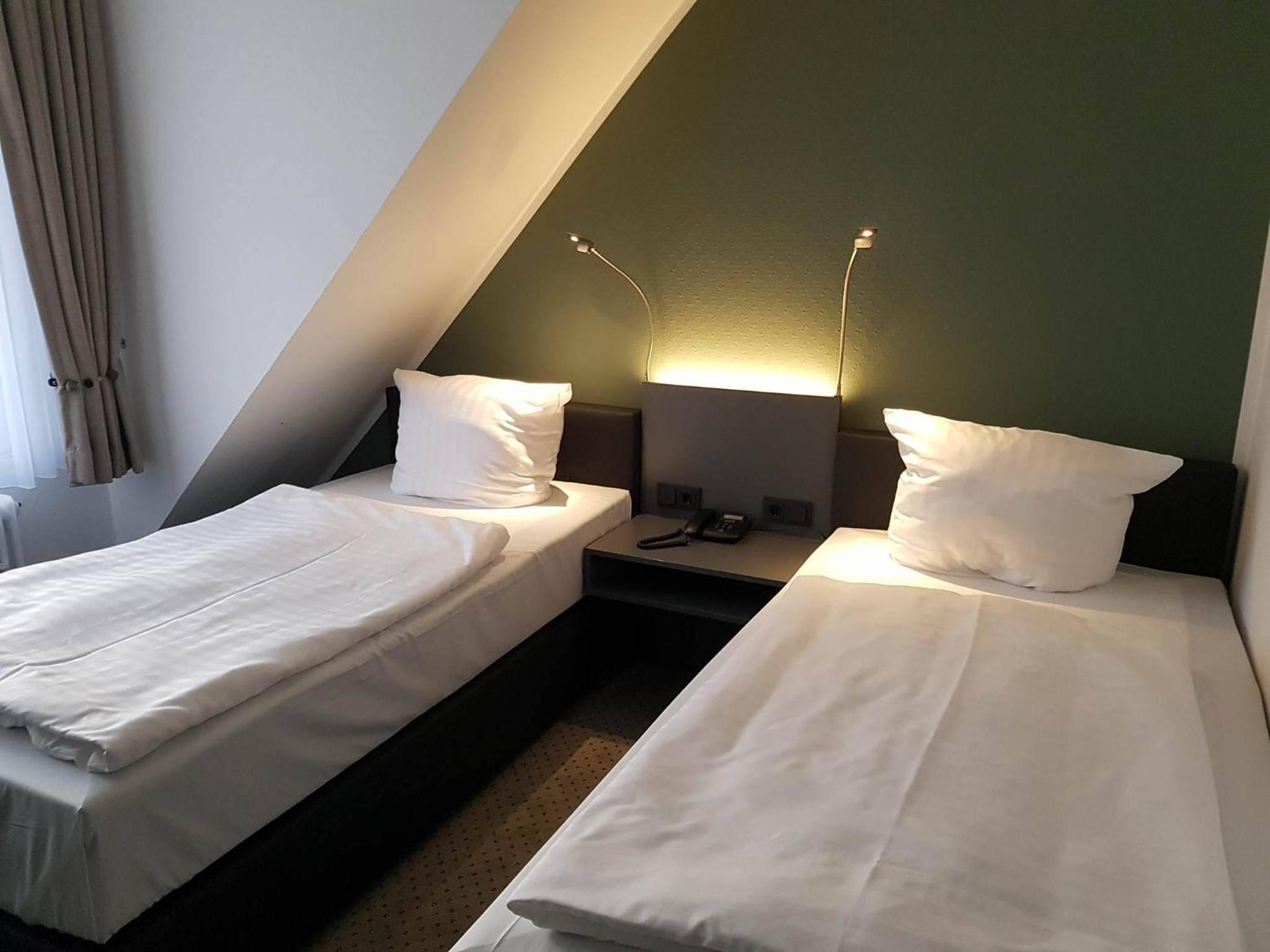 Twin Room photo 1