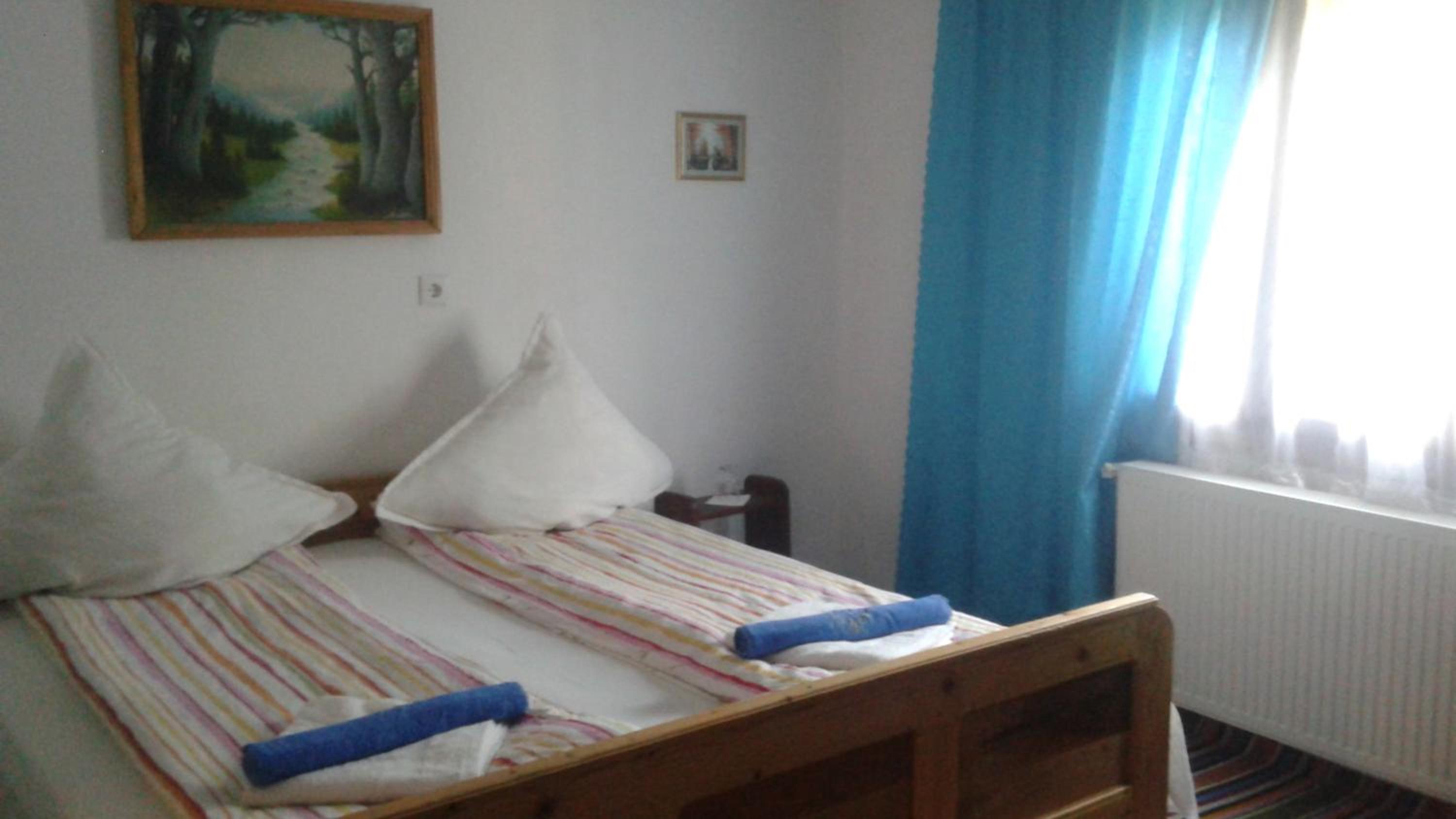 Double Room with Private Bathroom photo 1