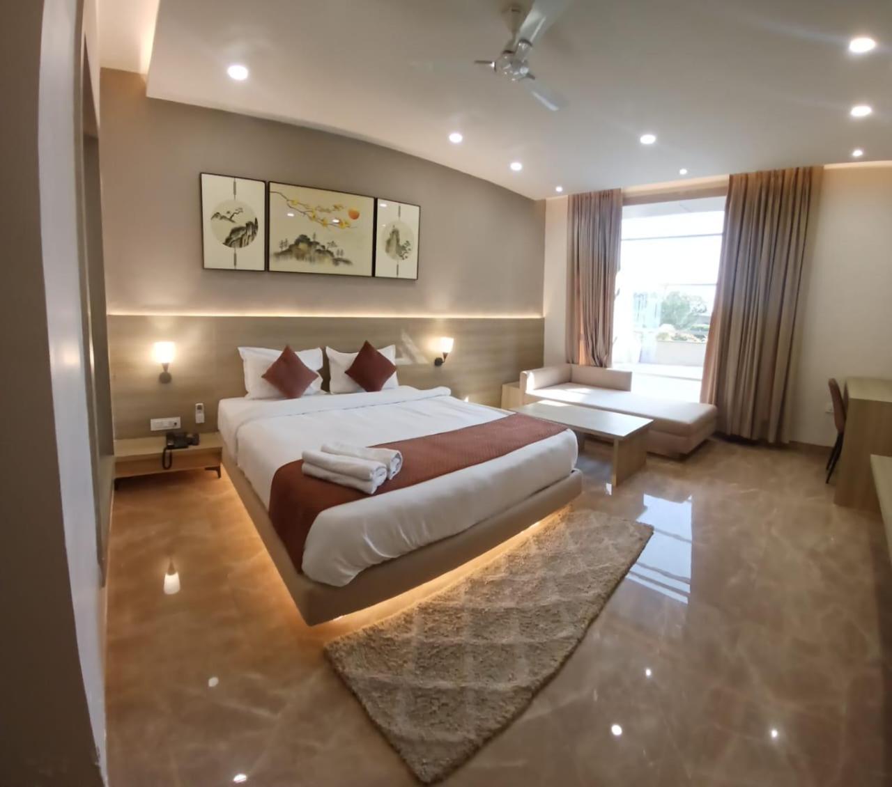 Superior Queen Room photo 1